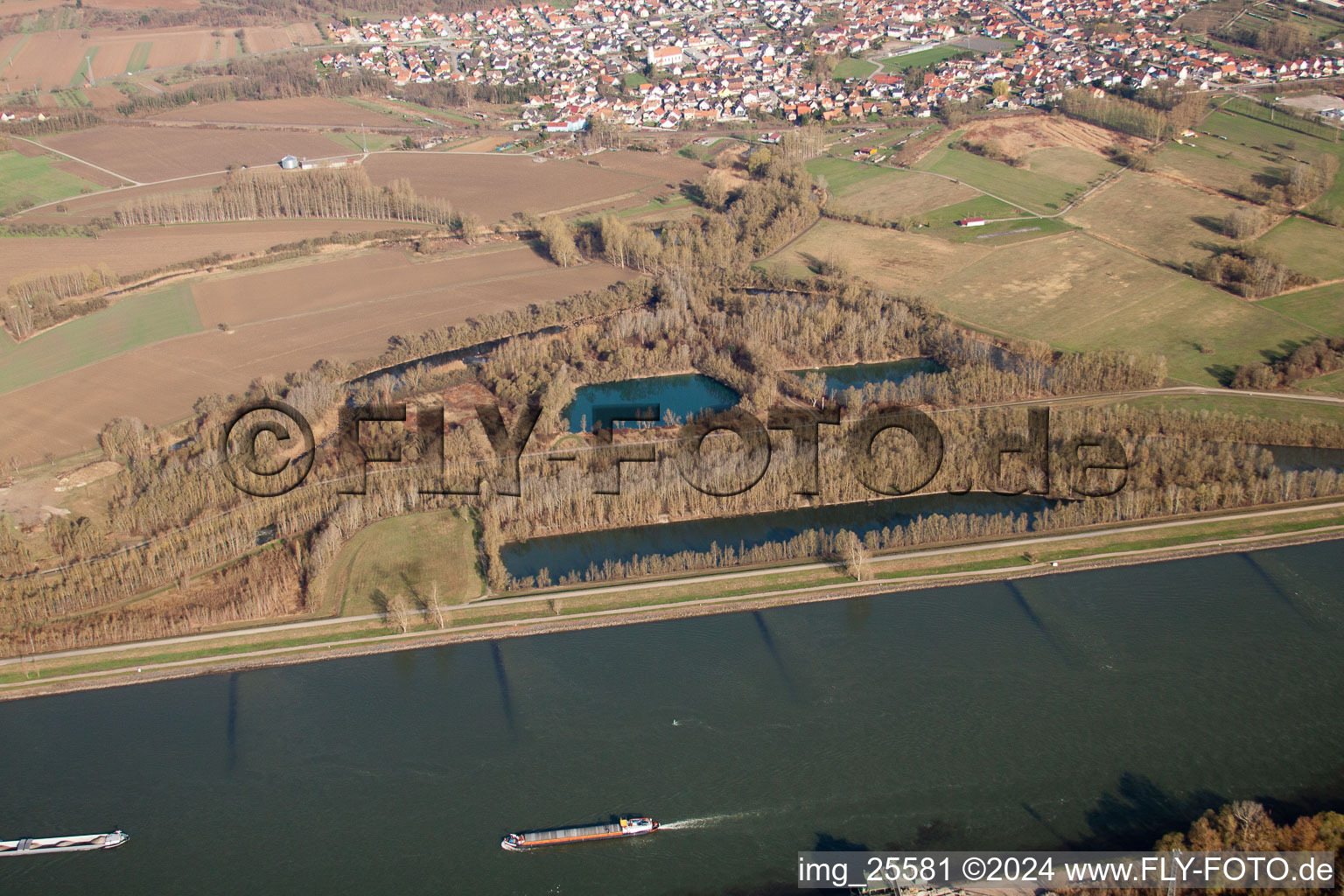 Vue aérienne de Munchhausen dans le département Bas Rhin, France