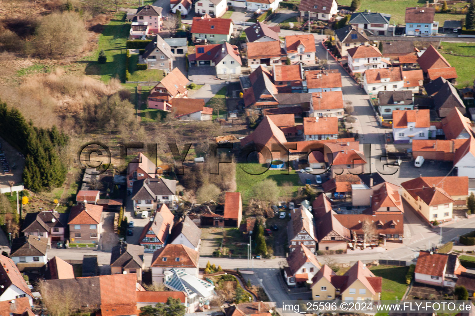 Munchhausen dans le département Bas Rhin, France d'un drone