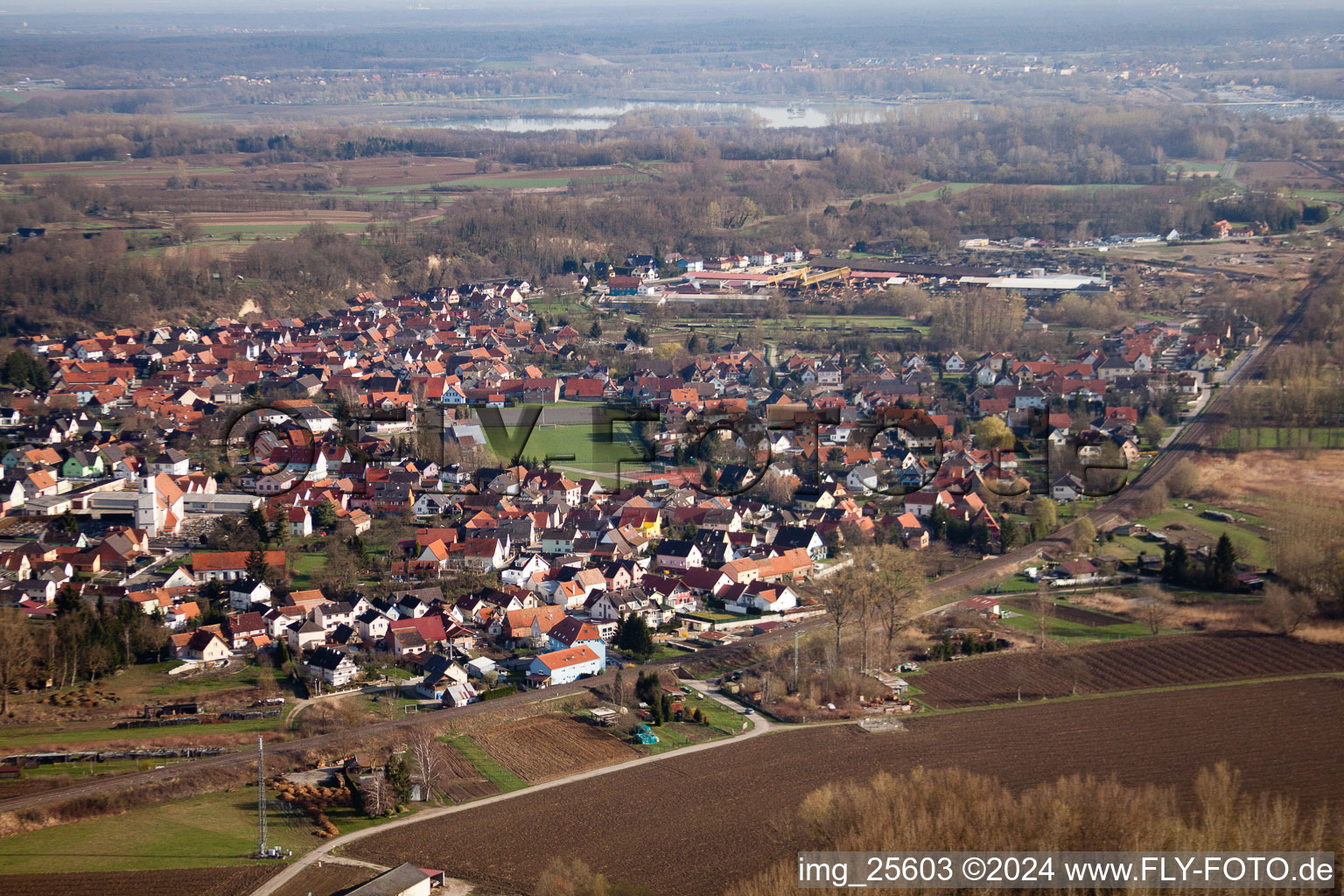 Vue d'oiseau de Mothern dans le département Bas Rhin, France