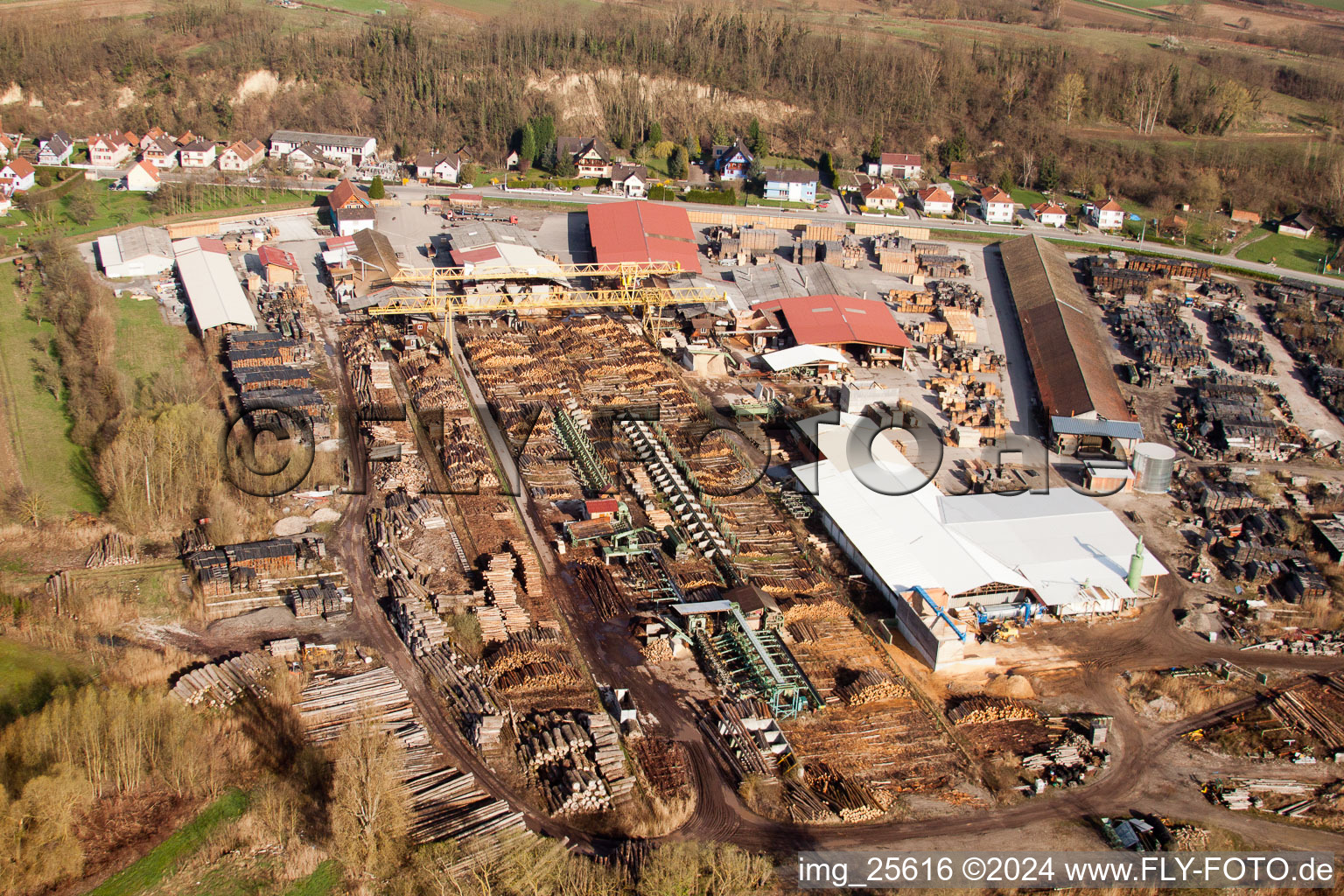 Image drone de Mothern dans le département Bas Rhin, France