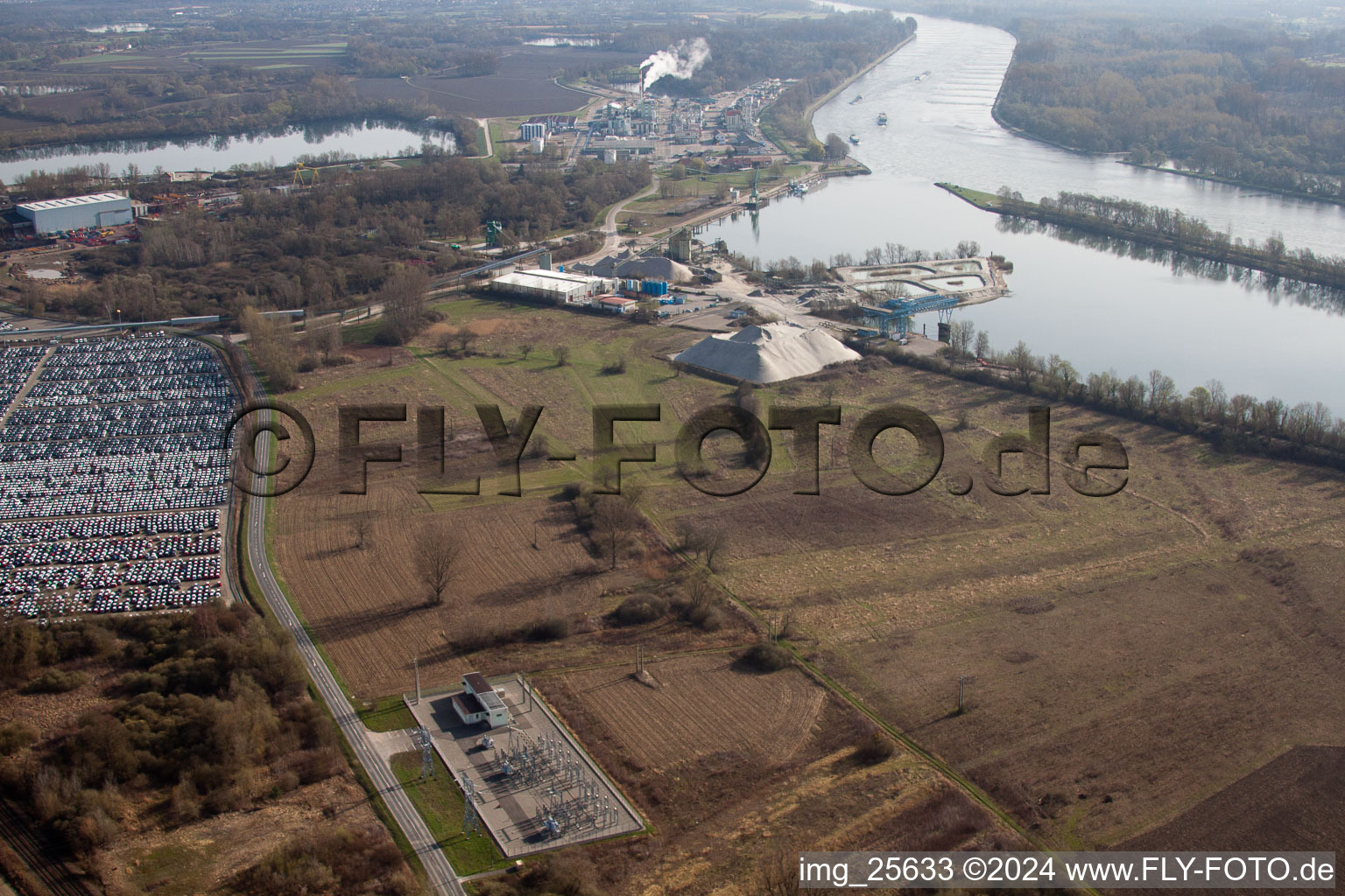 Photographie aérienne de Port à Lauterbourg dans le département Bas Rhin, France