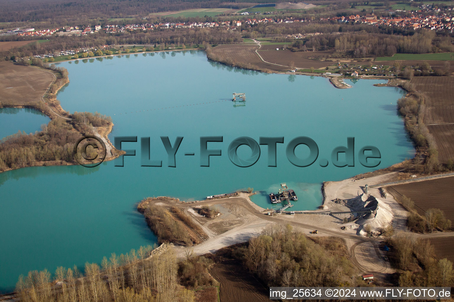 Vue oblique de Port à Lauterbourg dans le département Bas Rhin, France