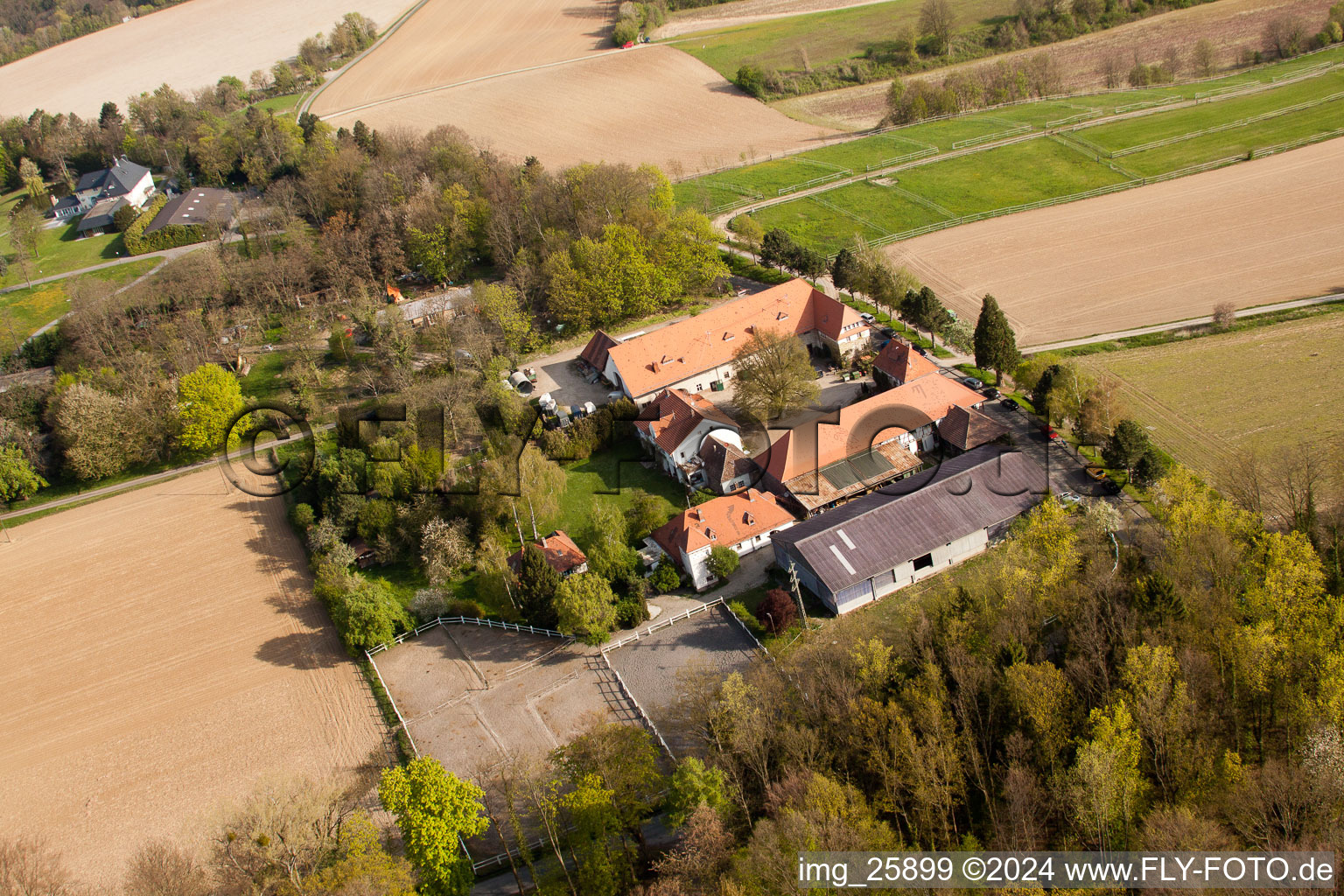 Rittnerthof à le quartier Durlach in Karlsruhe dans le département Bade-Wurtemberg, Allemagne d'en haut