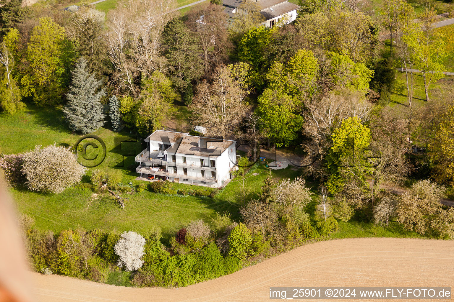 Vue aérienne de Rittnerthaus de la famille Bratzler, Jean-Ritzert-Straße 2 à le quartier Durlach in Karlsruhe dans le département Bade-Wurtemberg, Allemagne