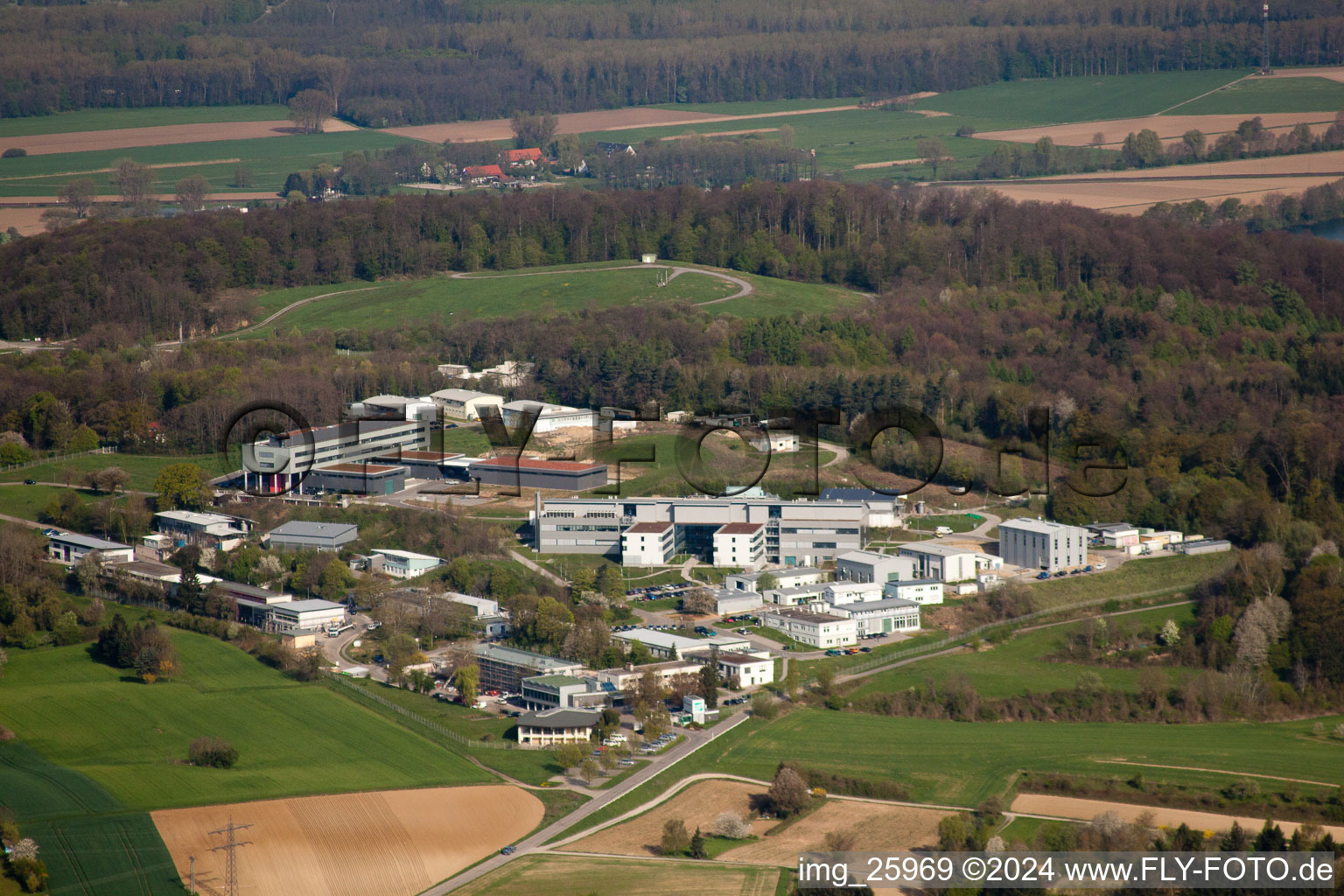 Vue aérienne de Pfinztal, Institut Fraunhofer de technologie chimique (TIC) à le quartier Grötzingen in Karlsruhe dans le département Bade-Wurtemberg, Allemagne