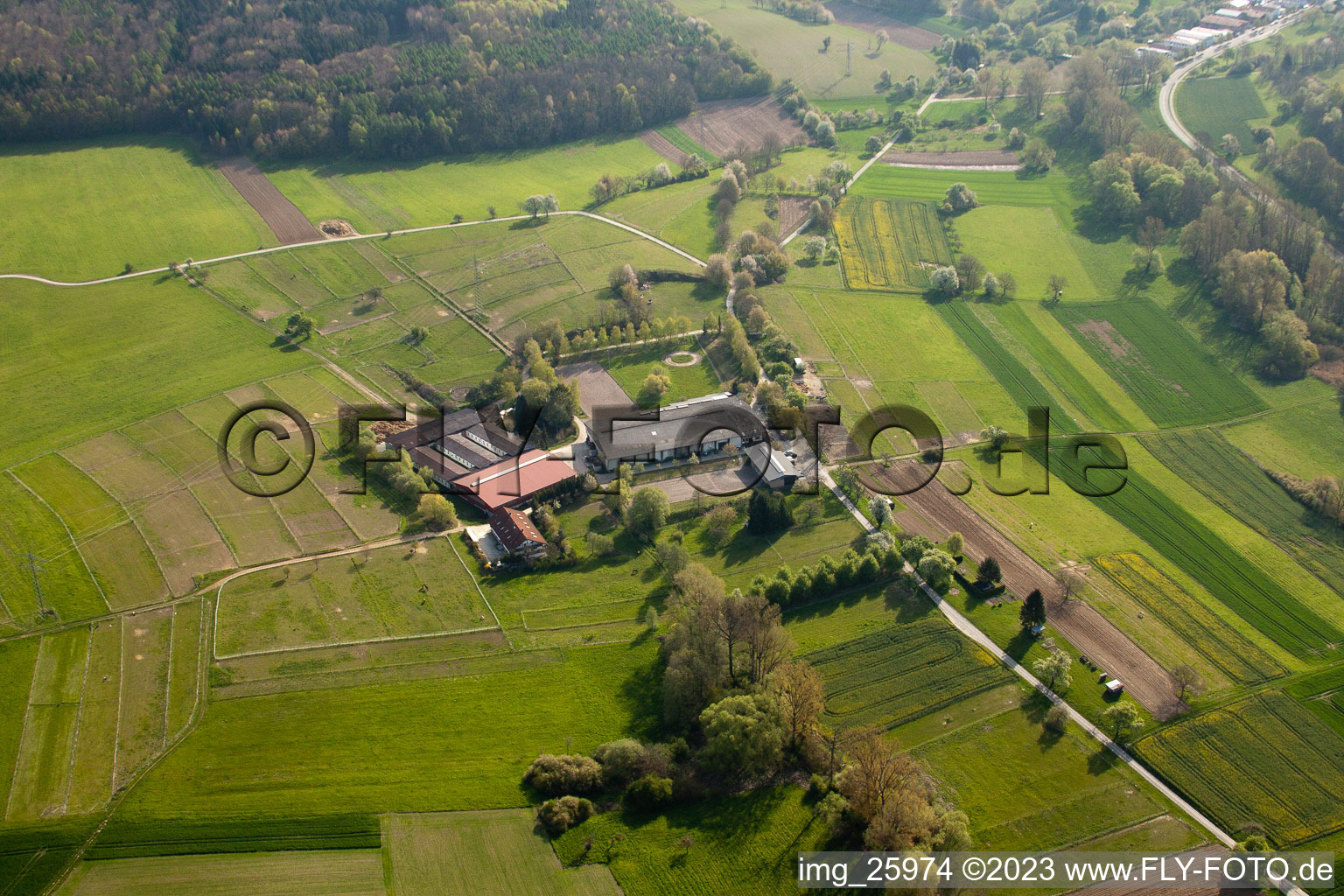 Photographie aérienne de AG Protection des Animaux Chevaux & Co à le quartier Wöschbach in Pfinztal dans le département Bade-Wurtemberg, Allemagne