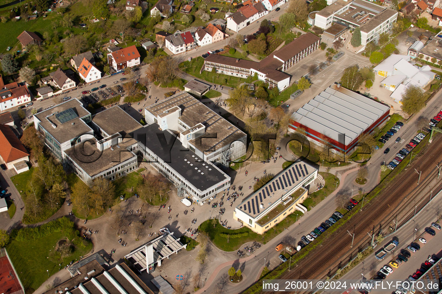 Ludwig-Marum-Gymnasium Pfinztal à le quartier Berghausen in Pfinztal dans le département Bade-Wurtemberg, Allemagne vue du ciel