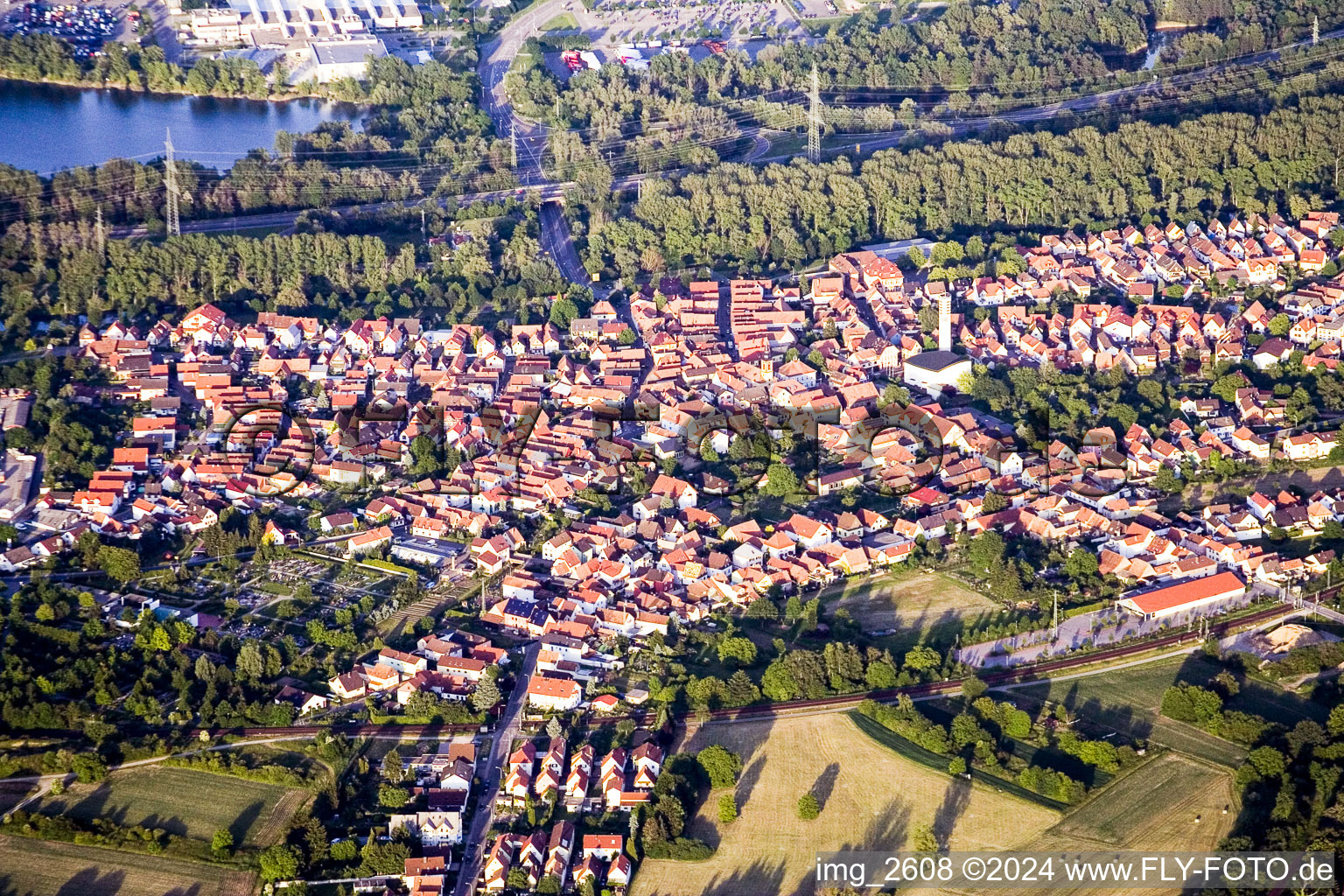 Vue aérienne de Altworth à Wörth am Rhein dans le département Rhénanie-Palatinat, Allemagne