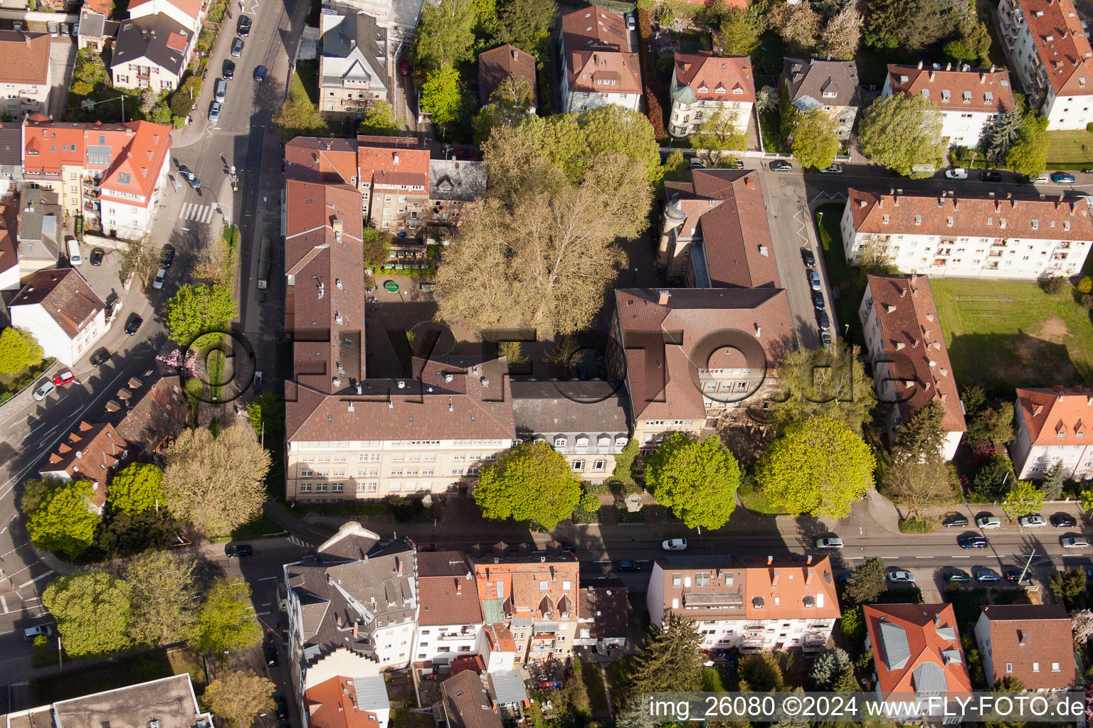 Vue aérienne de Lycée Margrave à le quartier Durlach in Karlsruhe dans le département Bade-Wurtemberg, Allemagne