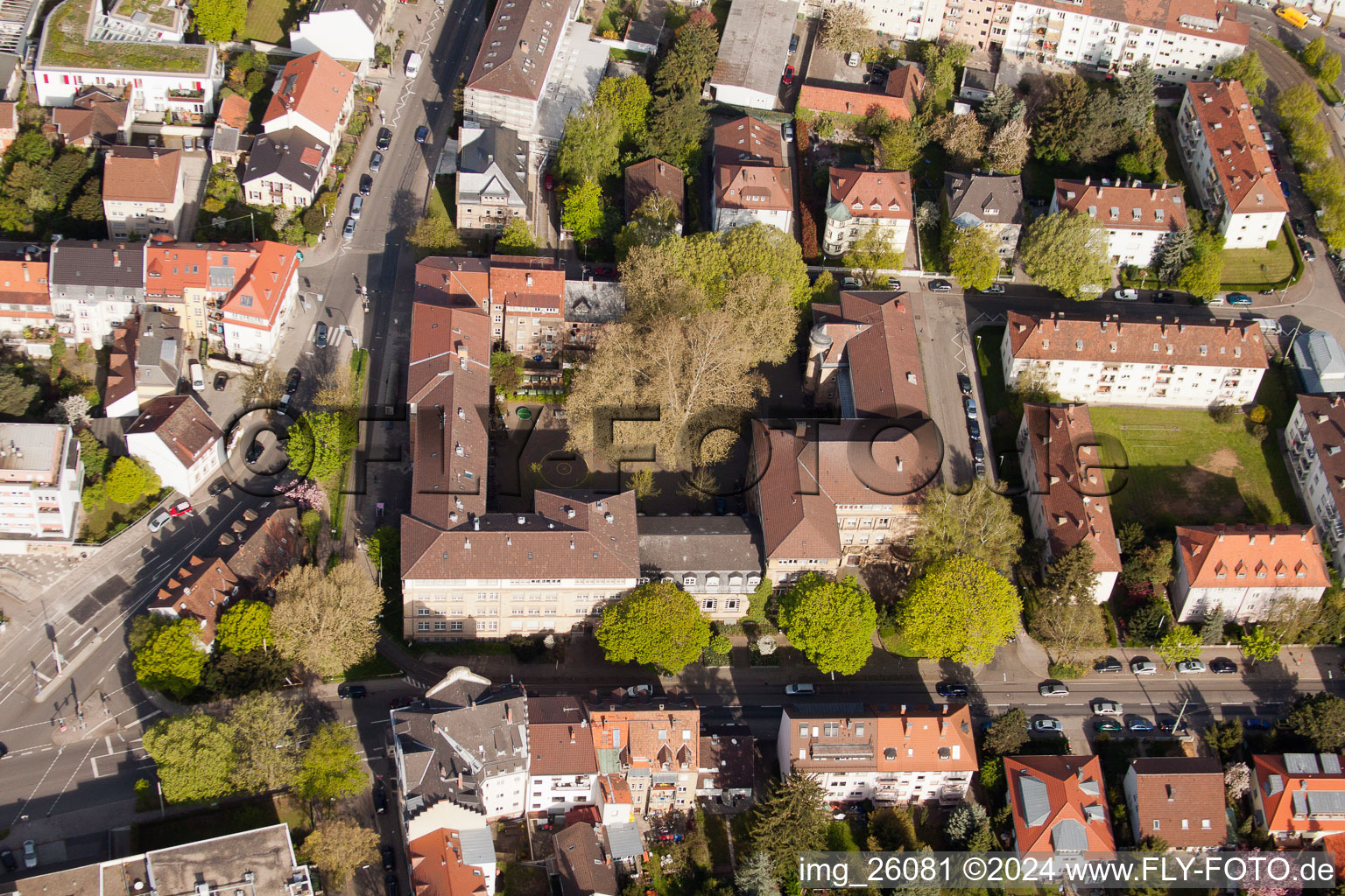 Vue aérienne de Lycée Margrave à le quartier Durlach in Karlsruhe dans le département Bade-Wurtemberg, Allemagne