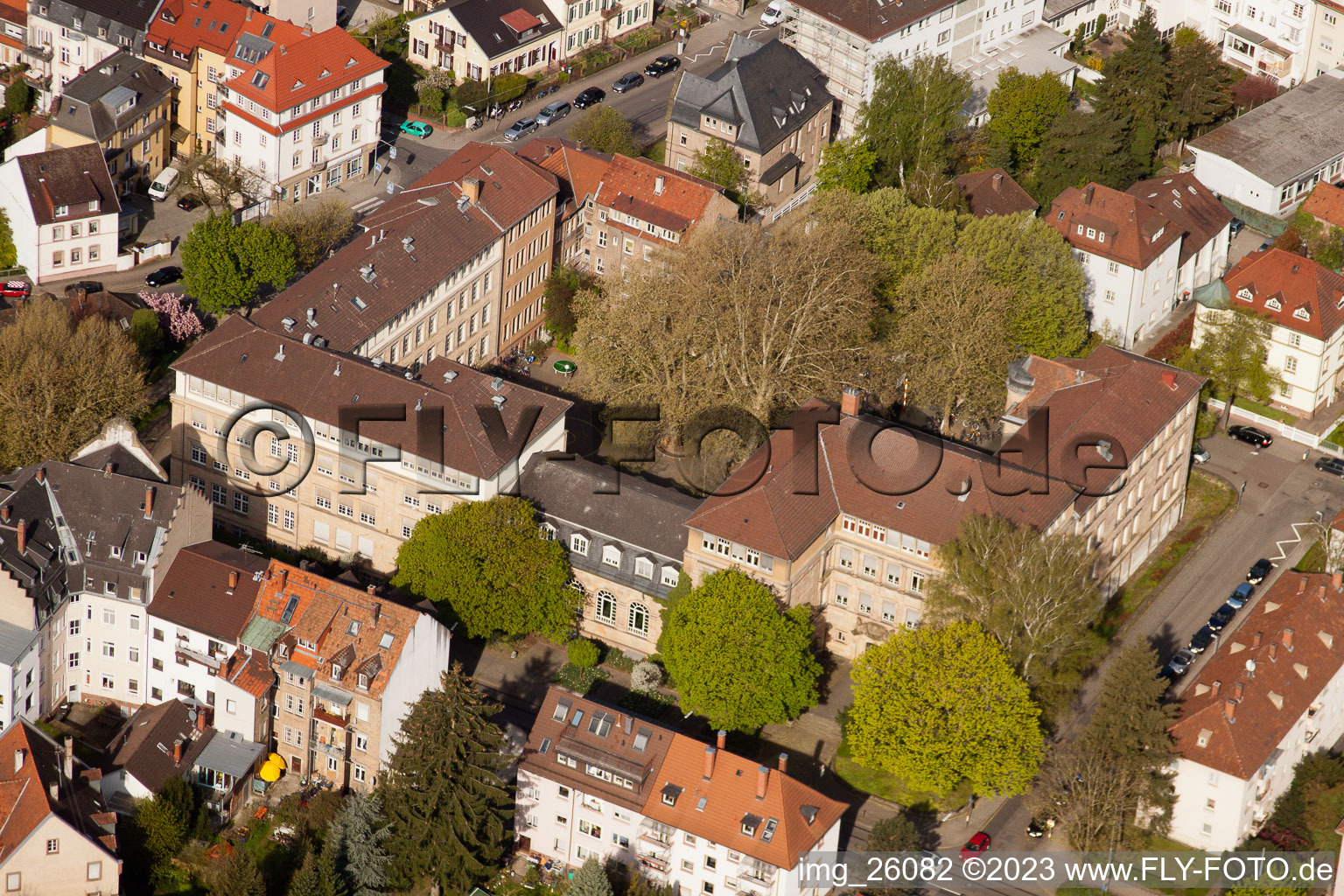 Photographie aérienne de Lycée Margrave à le quartier Durlach in Karlsruhe dans le département Bade-Wurtemberg, Allemagne