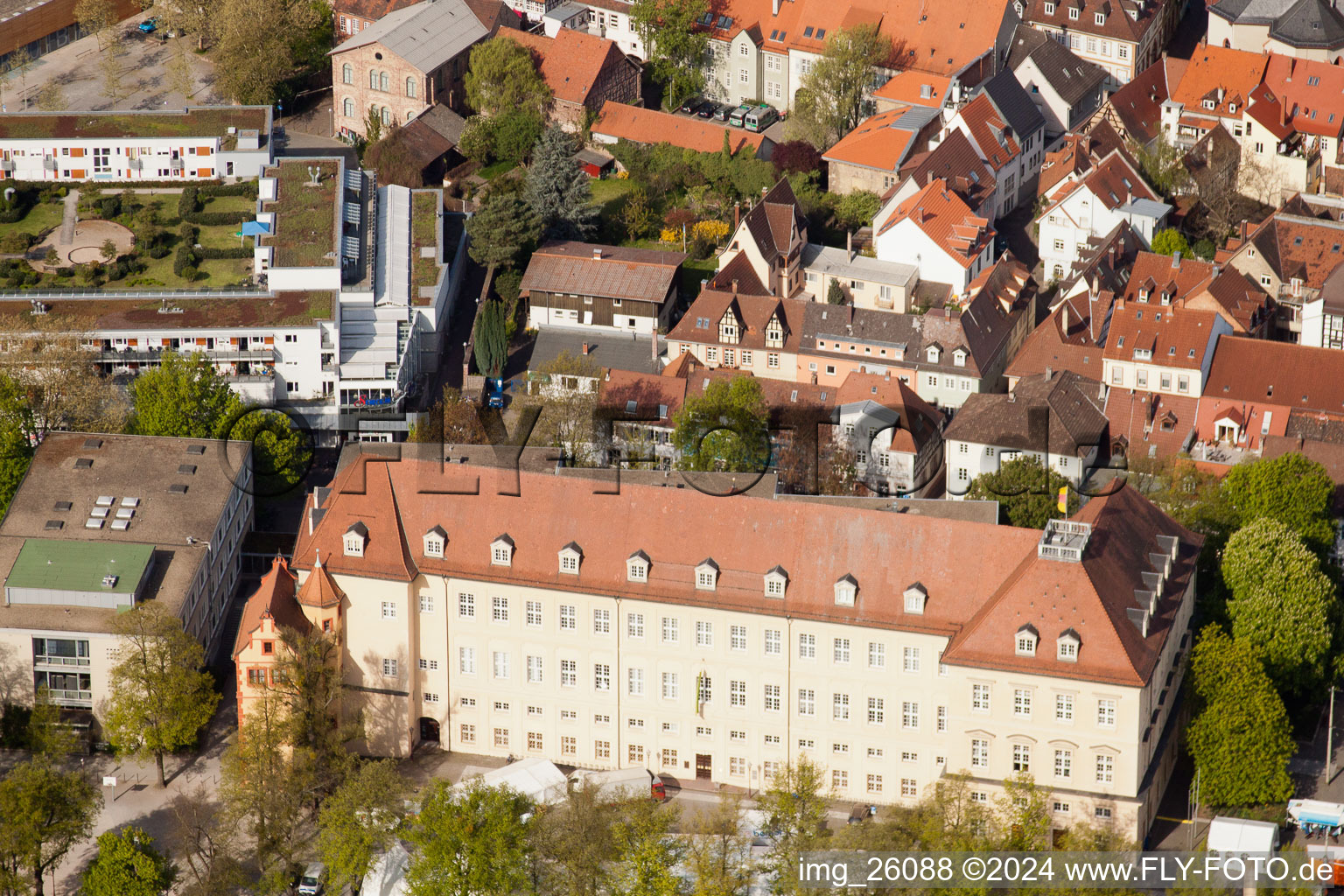 Vue aérienne de Karlsbourg à le quartier Durlach in Karlsruhe dans le département Bade-Wurtemberg, Allemagne