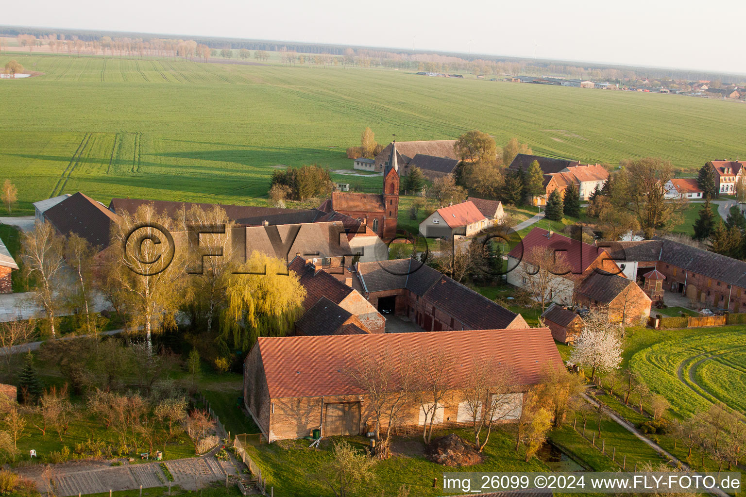 Vue aérienne de Höfgen dans le département Brandebourg, Allemagne