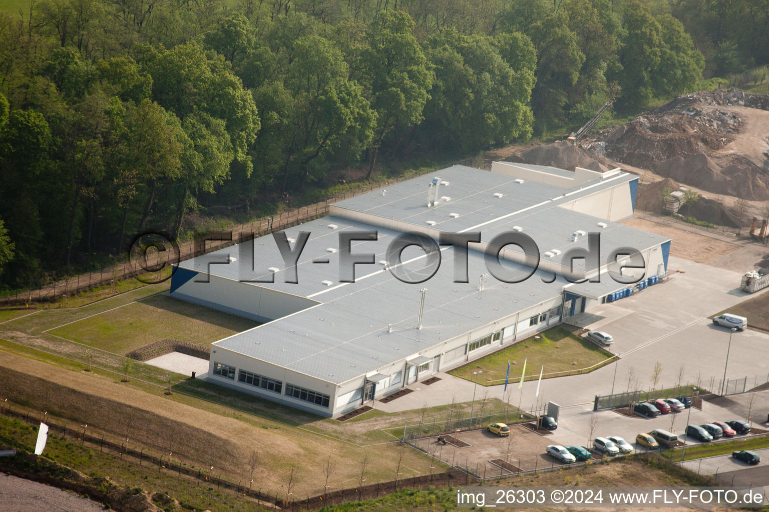 Zone industrielle Horst, Alfa Aesar à le quartier Minderslachen in Kandel dans le département Rhénanie-Palatinat, Allemagne vue du ciel