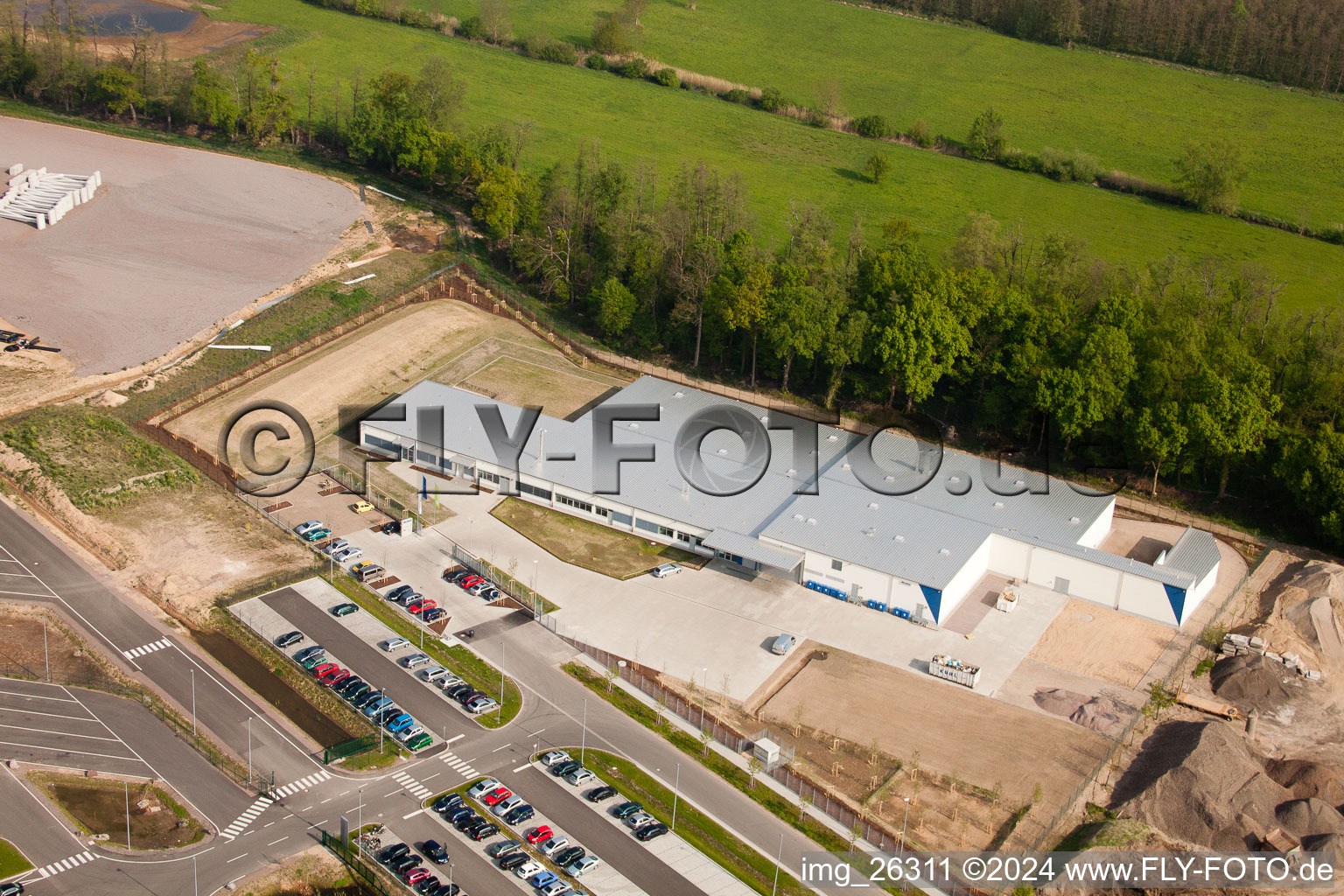 Image drone de Zone industrielle Horst, Alfa Aesar à le quartier Minderslachen in Kandel dans le département Rhénanie-Palatinat, Allemagne