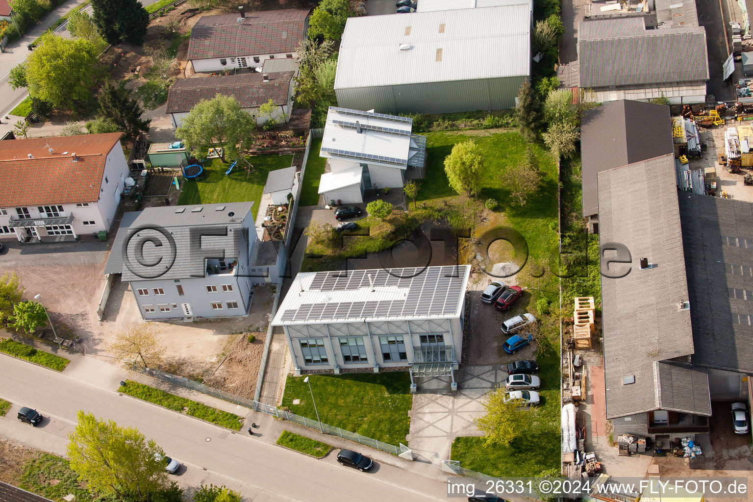 Vue oblique de Zone industrielle de Horst à le quartier Minderslachen in Kandel dans le département Rhénanie-Palatinat, Allemagne