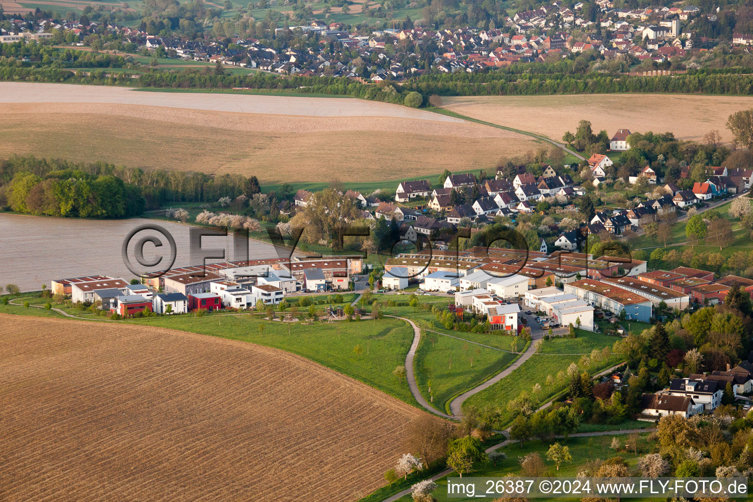 Vue aérienne de Cinquante acres à le quartier Hohenwettersbach in Karlsruhe dans le département Bade-Wurtemberg, Allemagne