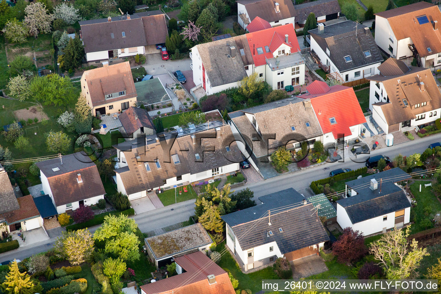 Quartier Grünwettersbach in Karlsruhe dans le département Bade-Wurtemberg, Allemagne d'un drone