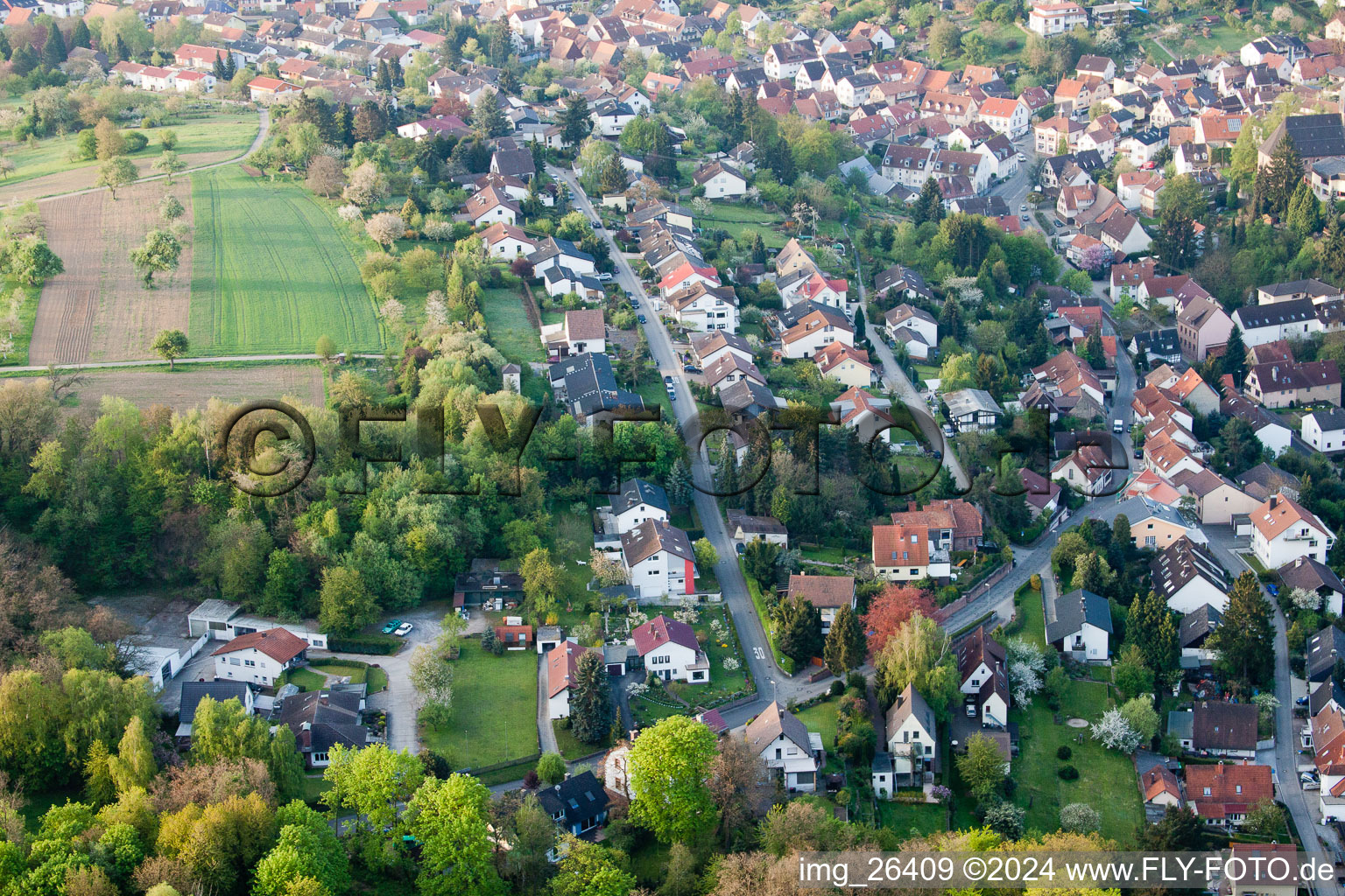 Quartier Grünwettersbach in Karlsruhe dans le département Bade-Wurtemberg, Allemagne hors des airs