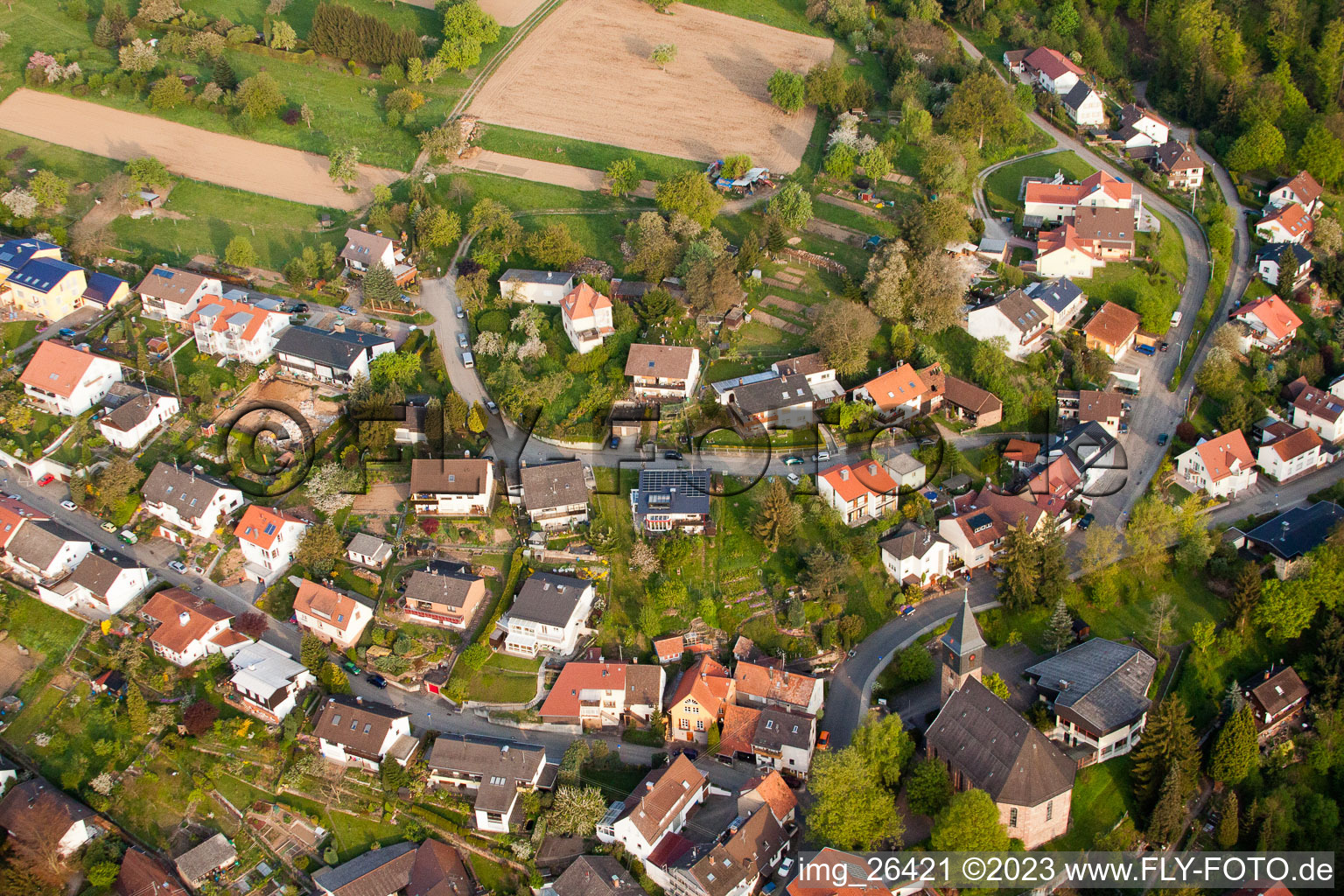 Quartier Grünwettersbach in Karlsruhe dans le département Bade-Wurtemberg, Allemagne vu d'un drone