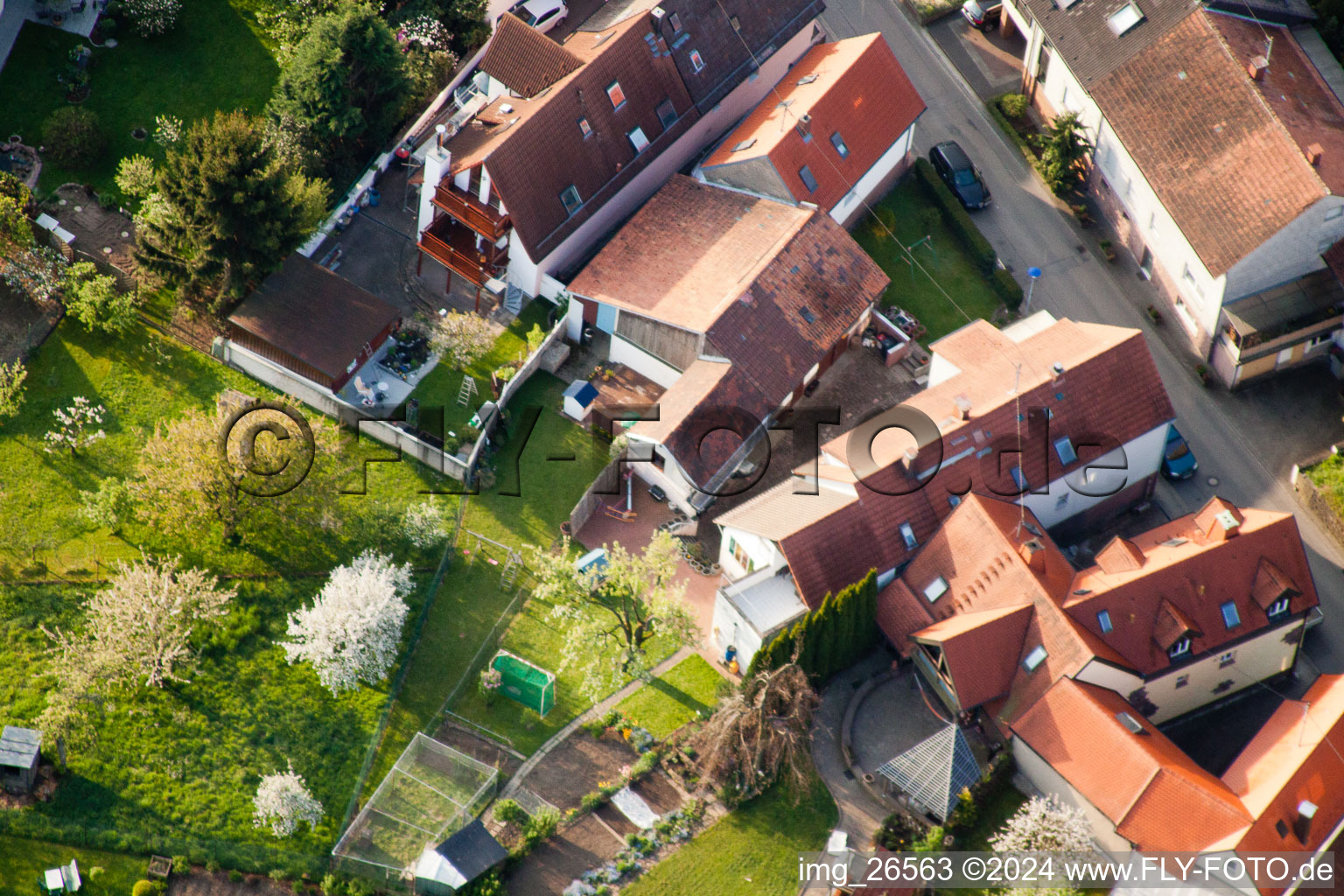 Vue d'oiseau de Quartier Stupferich in Karlsruhe dans le département Bade-Wurtemberg, Allemagne