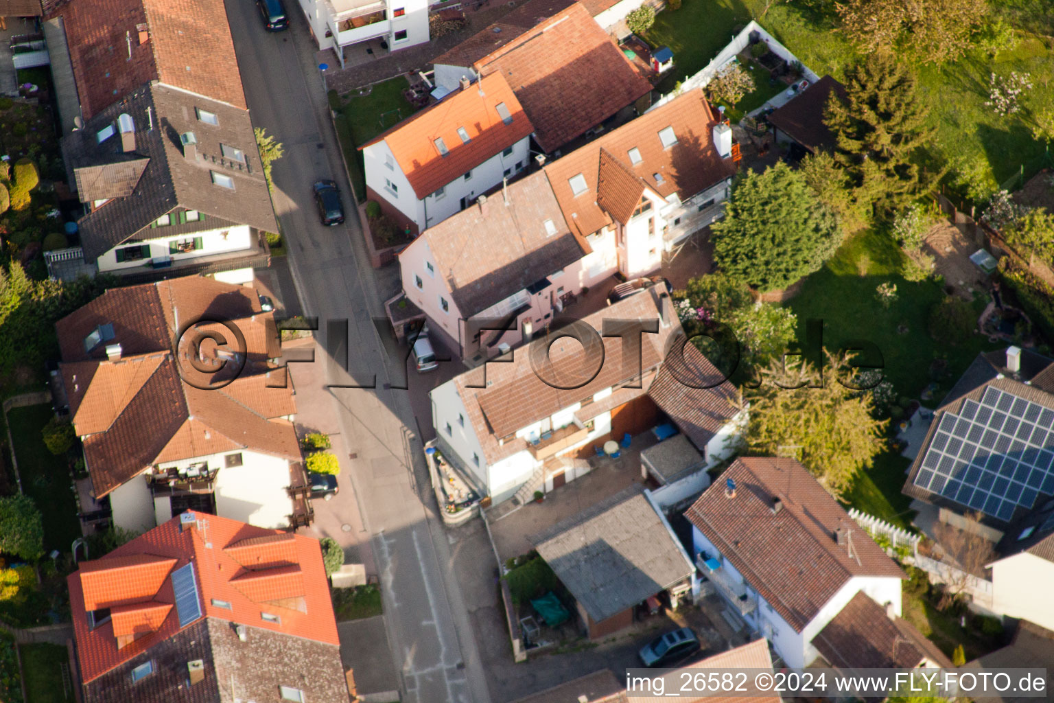 Vue d'oiseau de Quartier Stupferich in Karlsruhe dans le département Bade-Wurtemberg, Allemagne