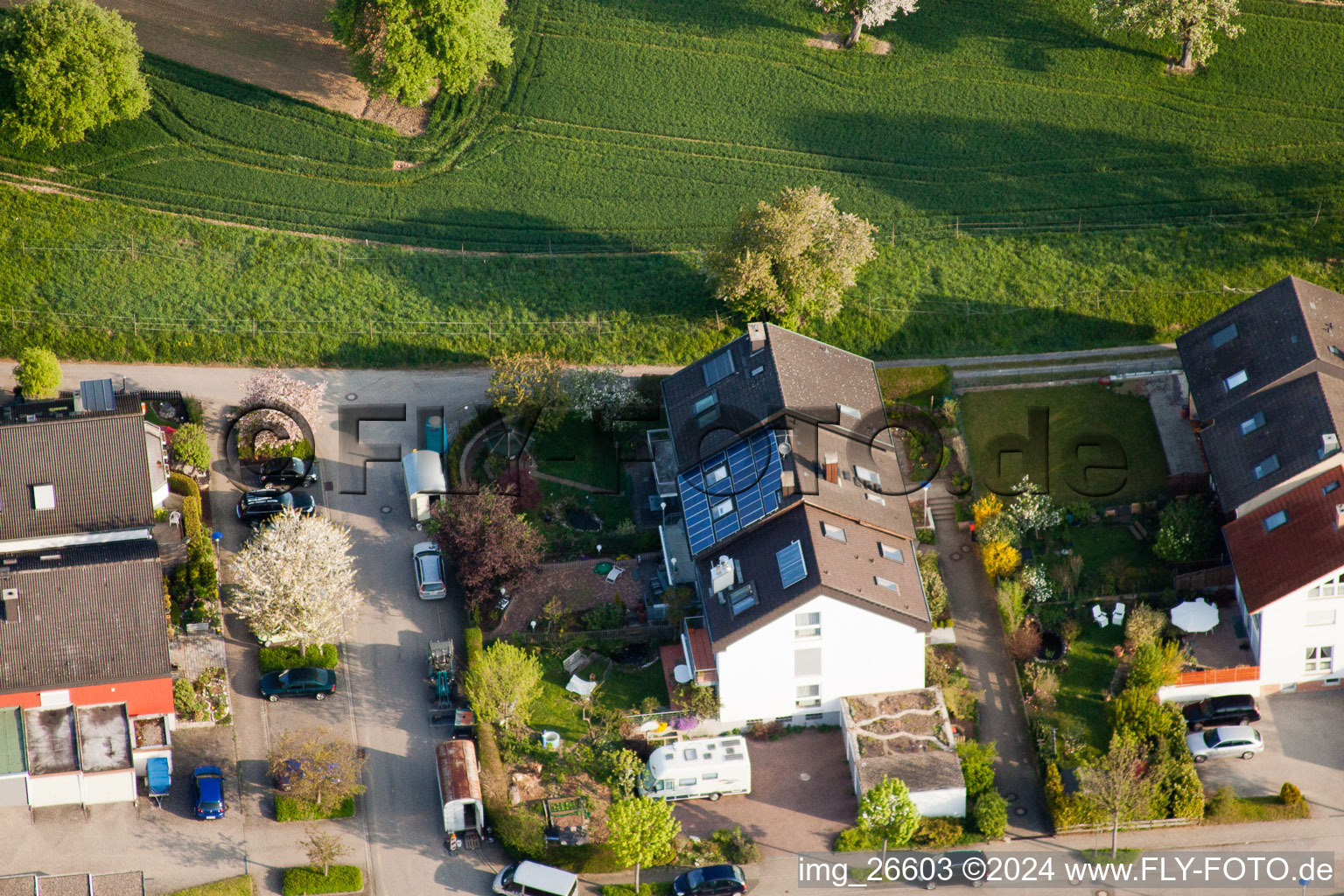 Quartier Stupferich in Karlsruhe dans le département Bade-Wurtemberg, Allemagne d'un drone