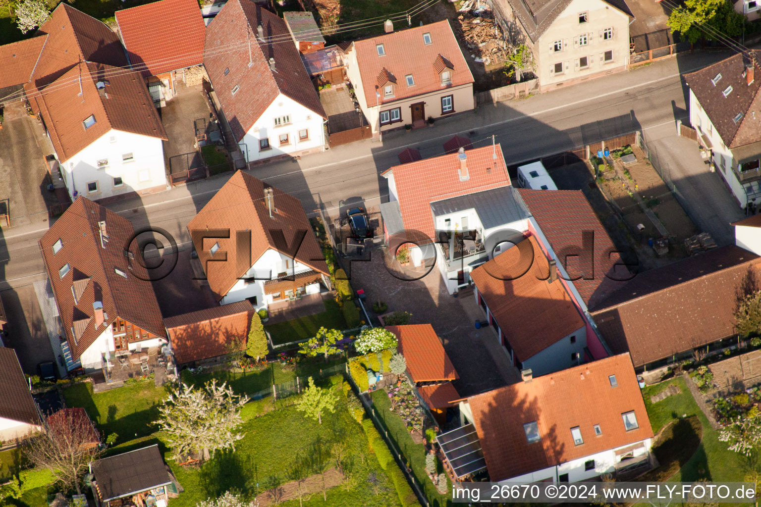 Vue d'oiseau de Quartier Stupferich in Karlsruhe dans le département Bade-Wurtemberg, Allemagne