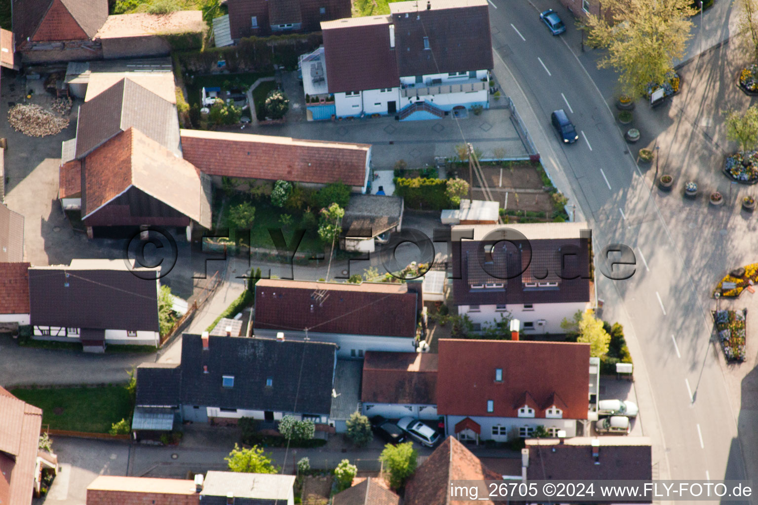 Enregistrement par drone de Quartier Stupferich in Karlsruhe dans le département Bade-Wurtemberg, Allemagne