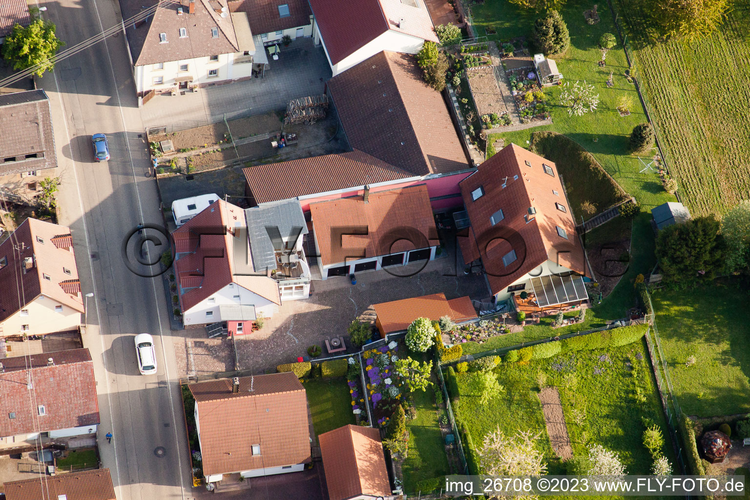 Quartier Stupferich in Karlsruhe dans le département Bade-Wurtemberg, Allemagne d'un drone