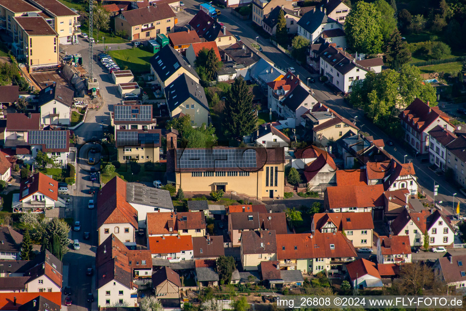 Vue aérienne de Bühlstrasse Saint-Pie X à le quartier Söllingen in Pfinztal dans le département Bade-Wurtemberg, Allemagne