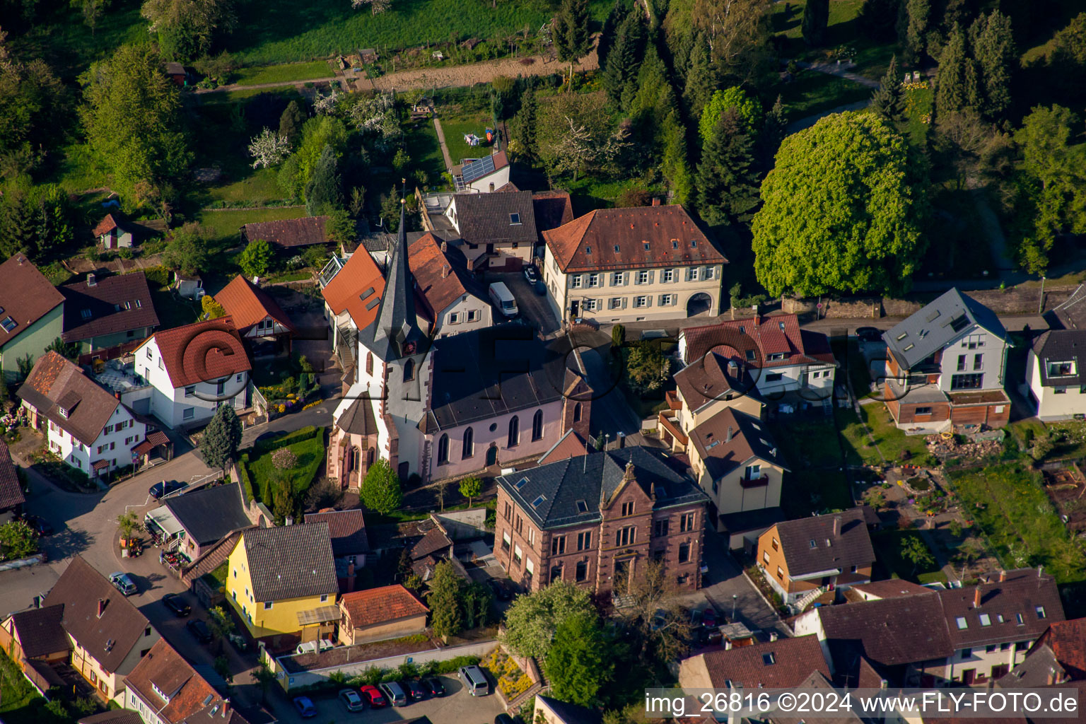 Vue aérienne de Kußmaulstr à le quartier Söllingen in Pfinztal dans le département Bade-Wurtemberg, Allemagne