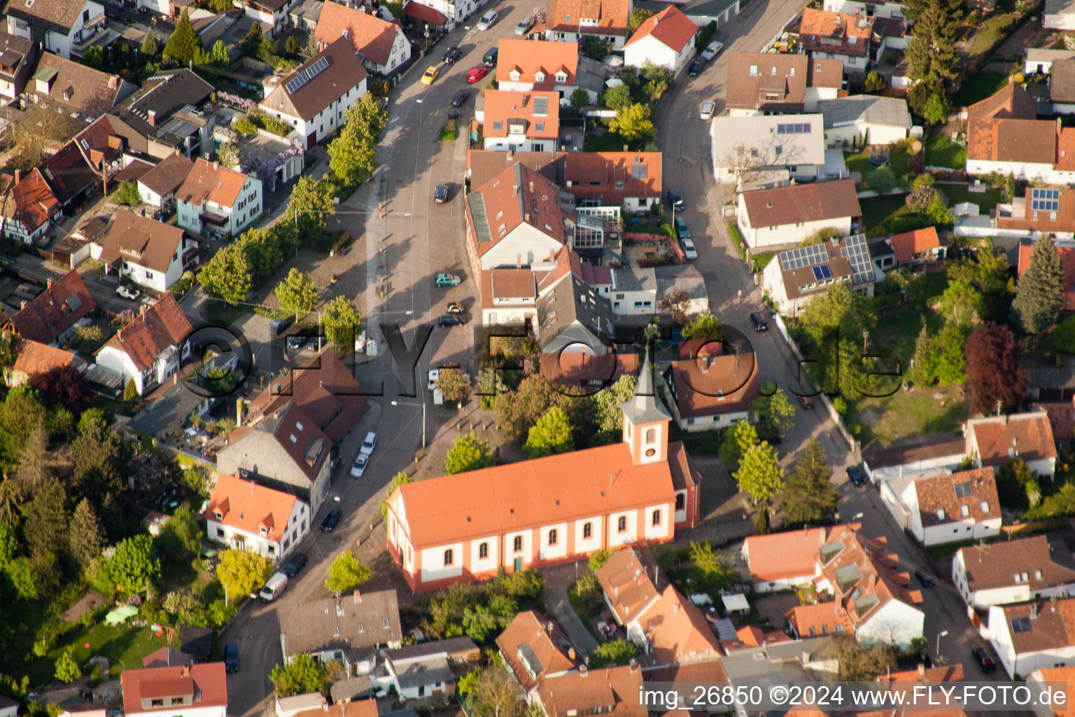 Vue oblique de Saint-Valentin à le quartier Daxlanden in Karlsruhe dans le département Bade-Wurtemberg, Allemagne