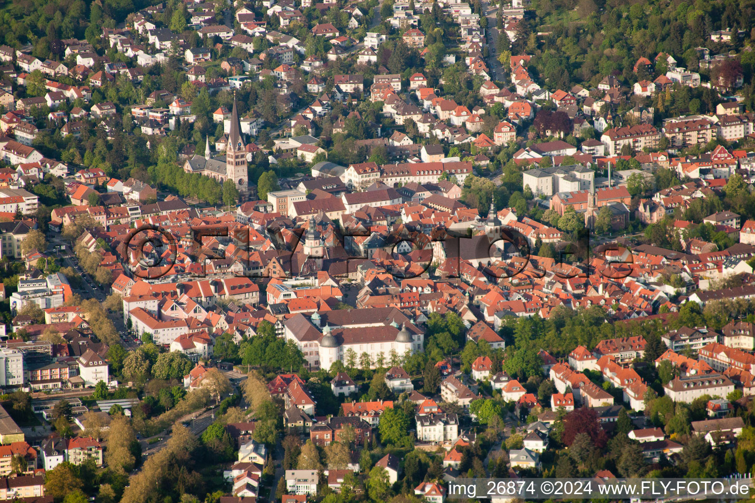 Vue aérienne de Château d'Etlinger à Ettlingen dans le département Bade-Wurtemberg, Allemagne