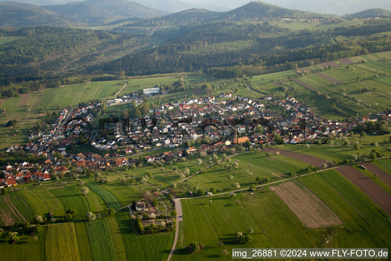 Vue d'oiseau de Quartier Völkersbach in Malsch dans le département Bade-Wurtemberg, Allemagne