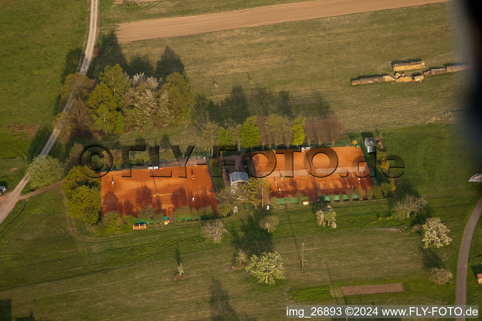 Vue aérienne de Club de tennis à le quartier Völkersbach in Malsch dans le département Bade-Wurtemberg, Allemagne