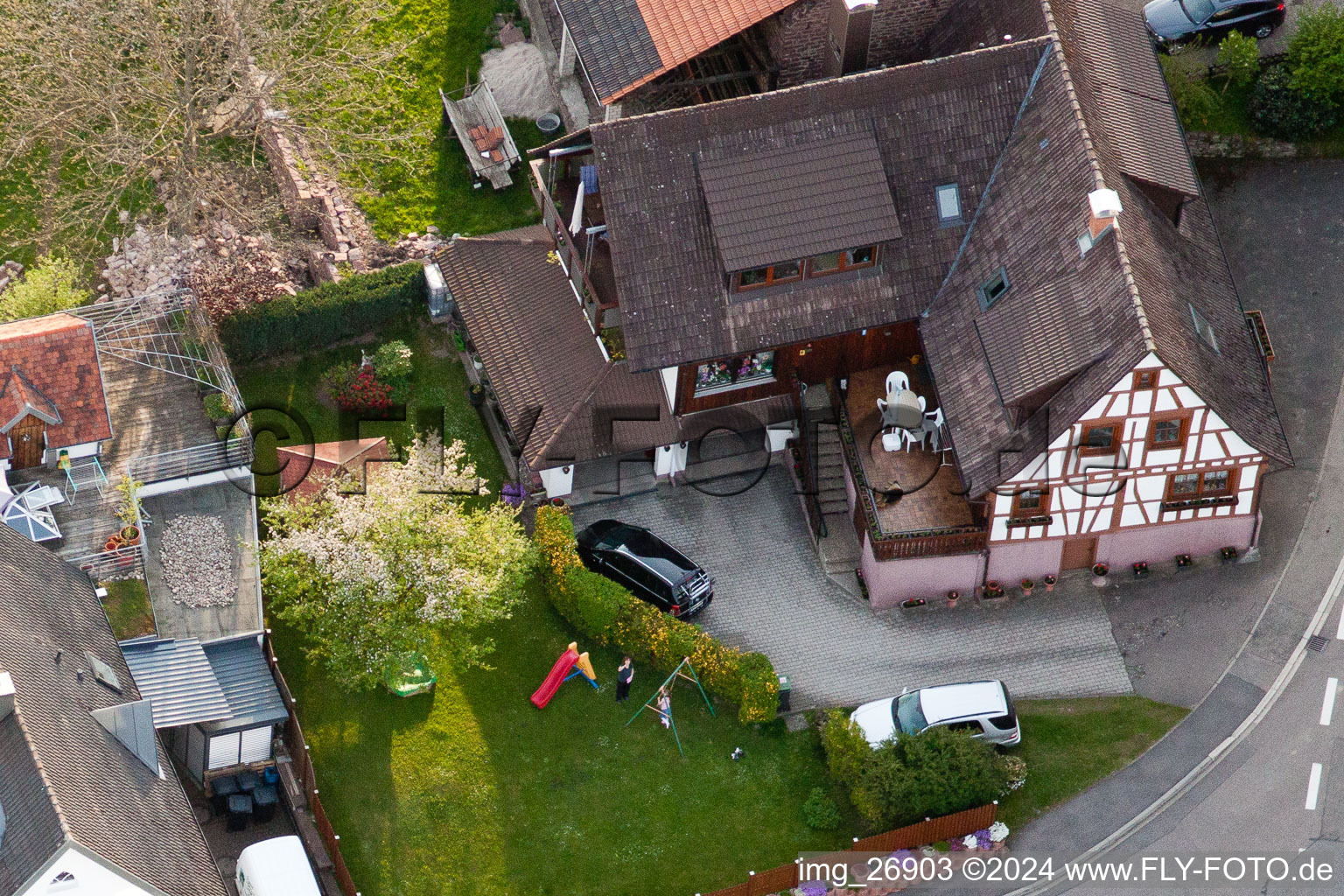 Vue d'oiseau de Quartier Völkersbach in Malsch dans le département Bade-Wurtemberg, Allemagne