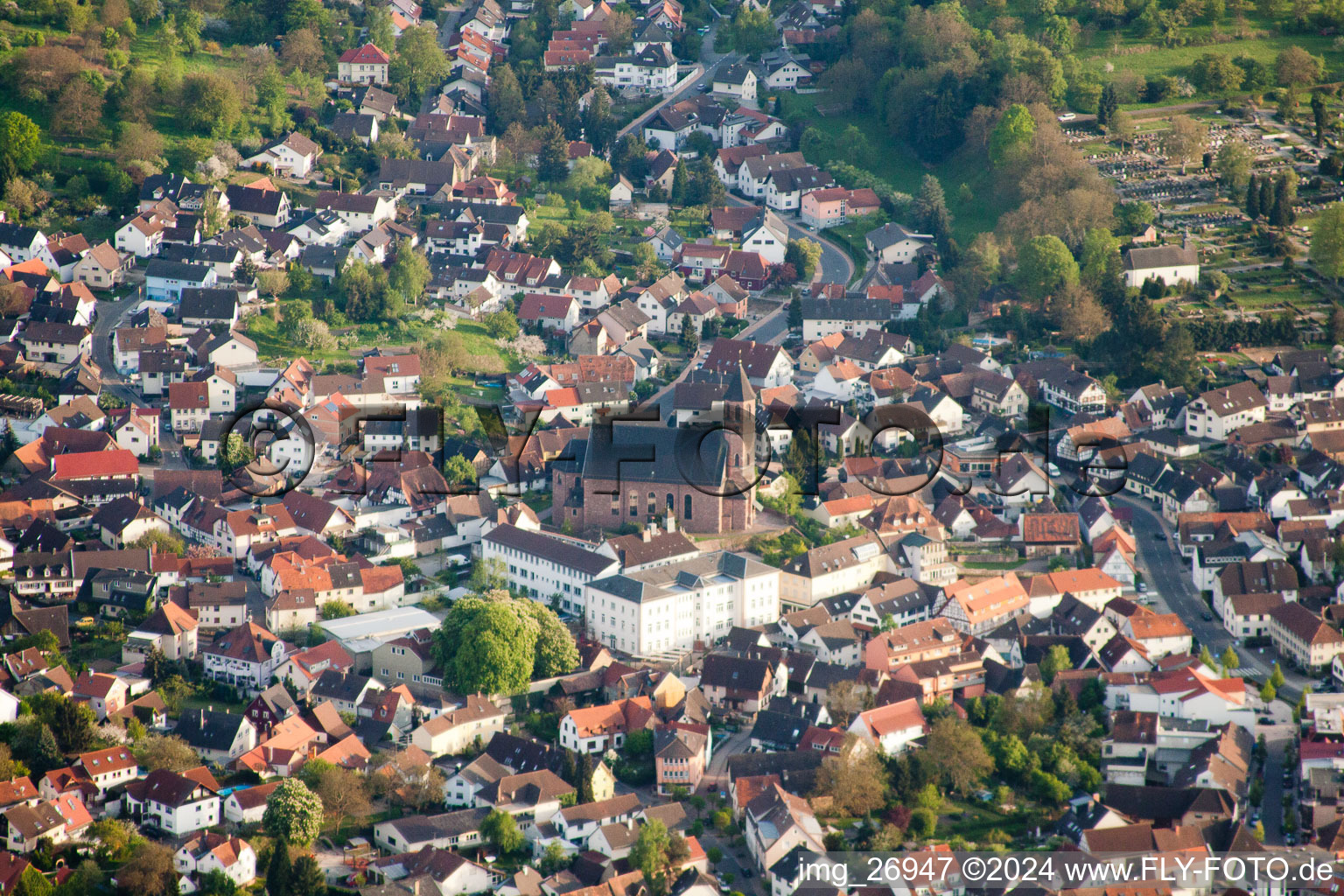 Vue aérienne de Saint-Cyriak à Malsch dans le département Bade-Wurtemberg, Allemagne