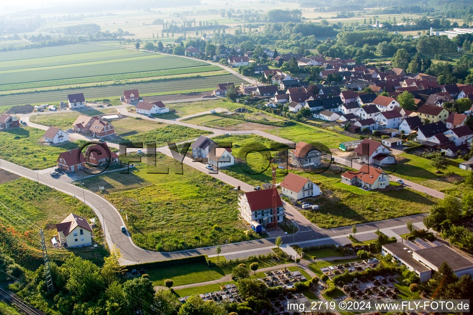 Vue aérienne de Nouvelle zone de développement dans le NE à le quartier Schaidt in Wörth am Rhein dans le département Rhénanie-Palatinat, Allemagne