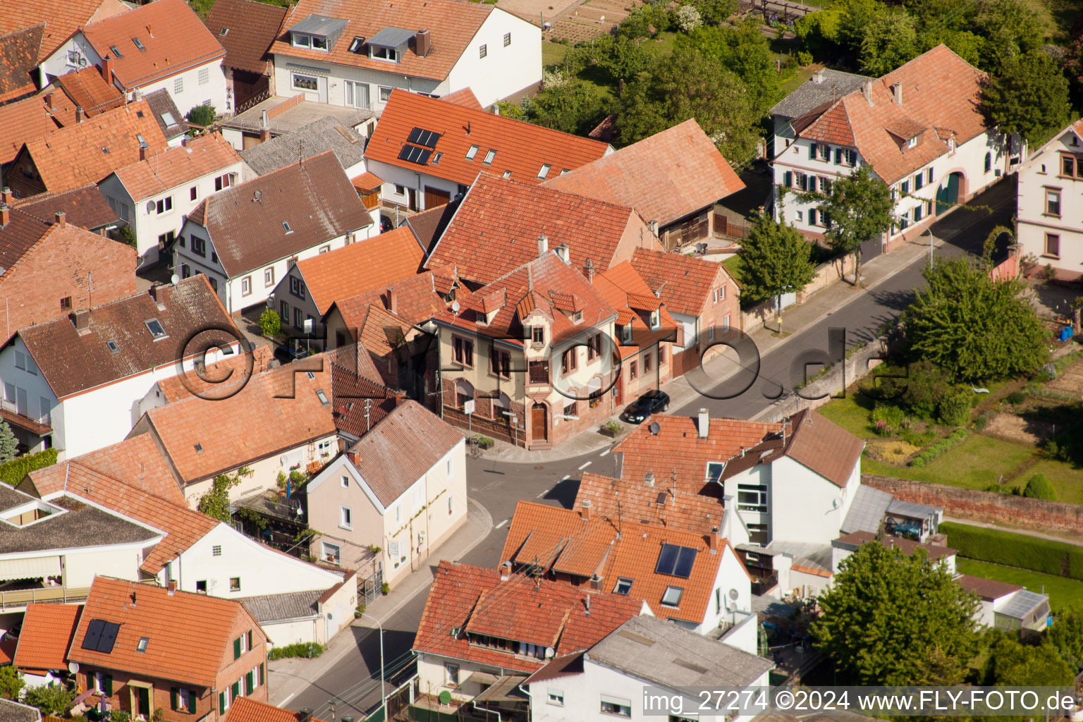 Vue oblique de Au coin à le quartier Wollmesheim in Landau in der Pfalz dans le département Rhénanie-Palatinat, Allemagne