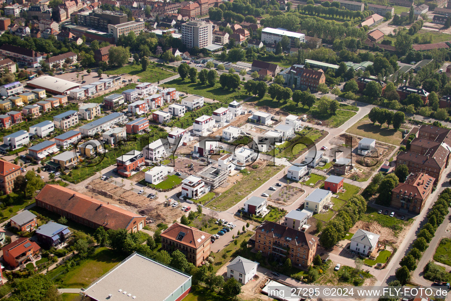 Landau in der Pfalz dans le département Rhénanie-Palatinat, Allemagne depuis l'avion