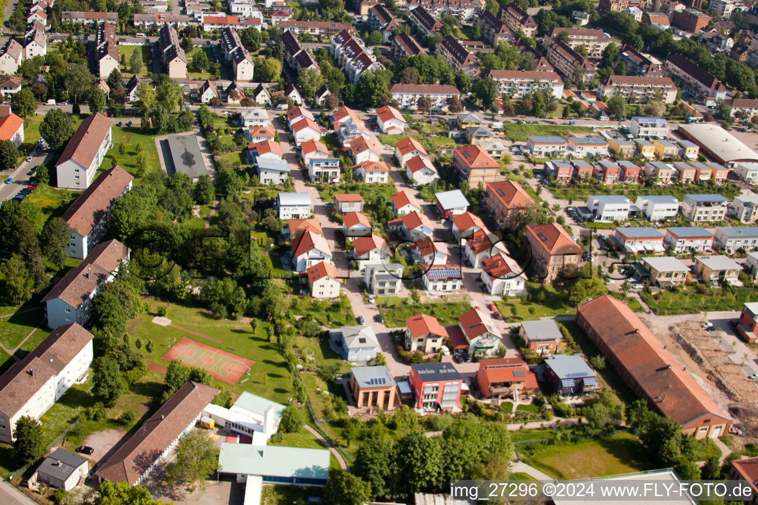 Vue d'oiseau de Landau in der Pfalz dans le département Rhénanie-Palatinat, Allemagne