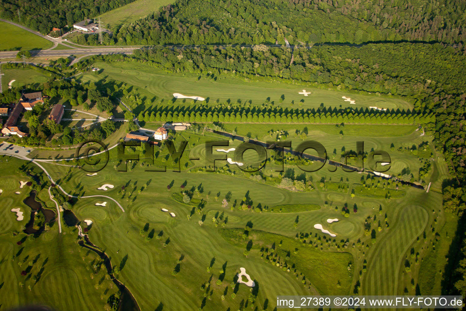 Vue aérienne de Golf Club de Scheibenhardt à le quartier Beiertheim-Bulach in Karlsruhe dans le département Bade-Wurtemberg, Allemagne