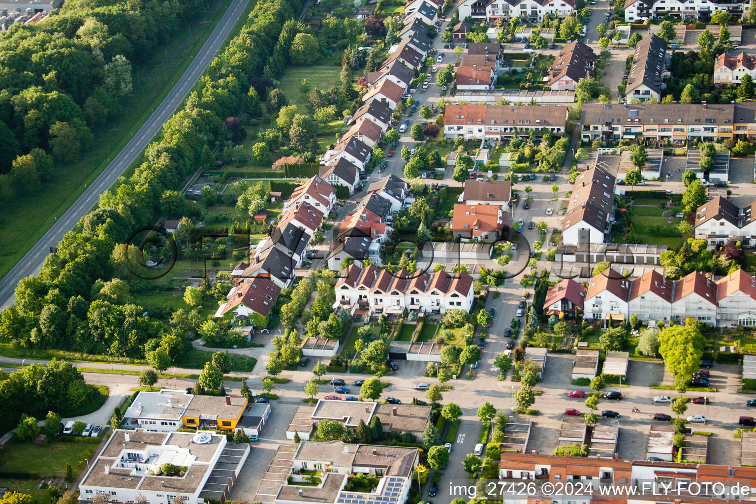 Aie à le quartier Durlach in Karlsruhe dans le département Bade-Wurtemberg, Allemagne vue d'en haut