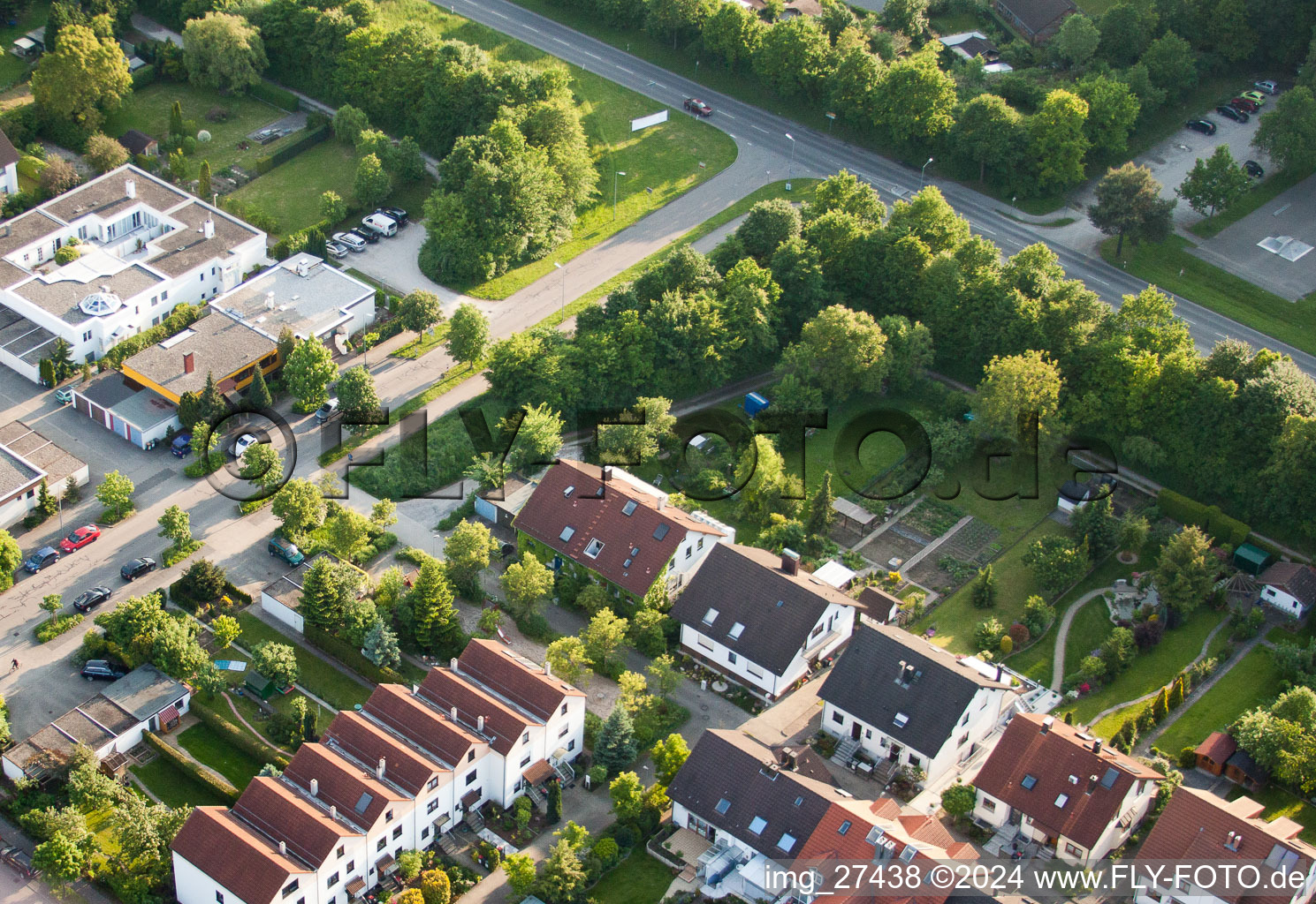 Enregistrement par drone de Aie à le quartier Durlach in Karlsruhe dans le département Bade-Wurtemberg, Allemagne