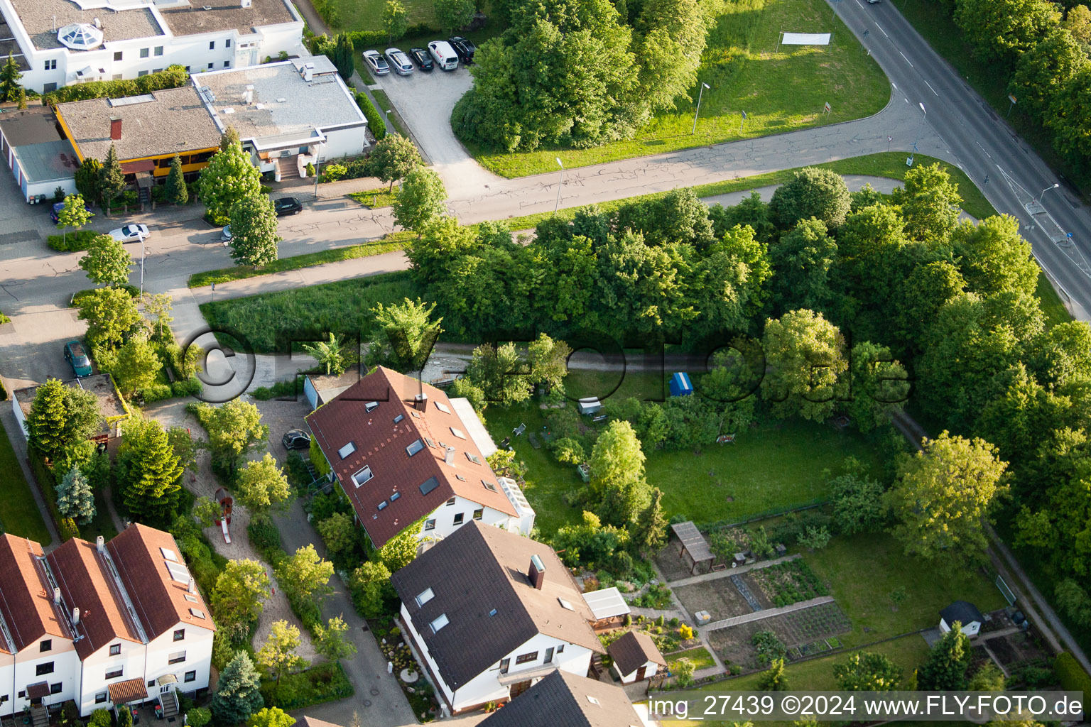 Image drone de Aie à le quartier Durlach in Karlsruhe dans le département Bade-Wurtemberg, Allemagne