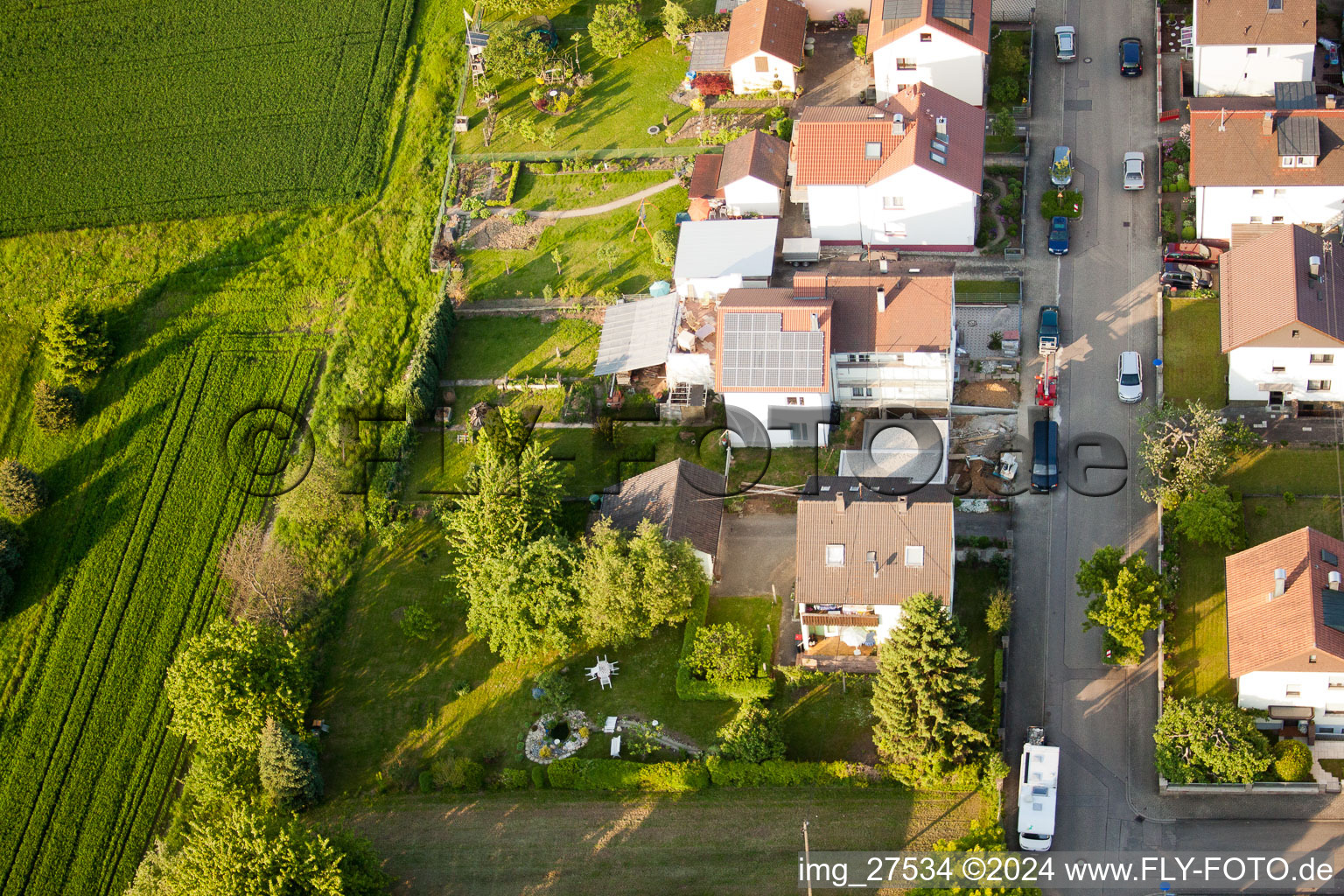 Quartier Stupferich in Karlsruhe dans le département Bade-Wurtemberg, Allemagne d'un drone