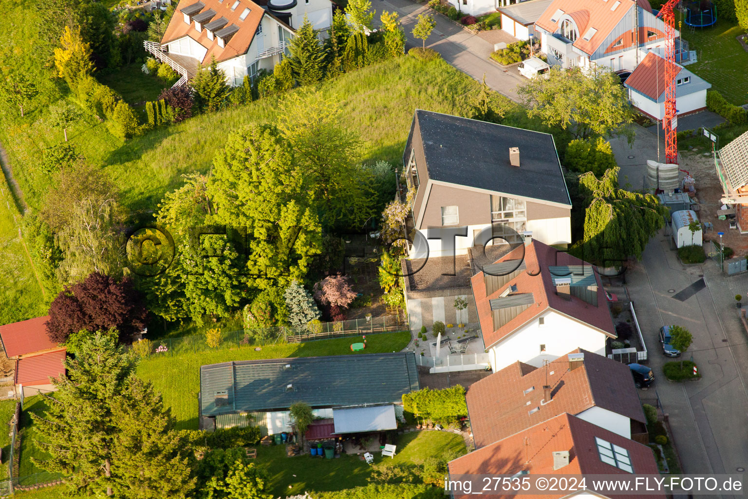 Quartier Stupferich in Karlsruhe dans le département Bade-Wurtemberg, Allemagne vu d'un drone