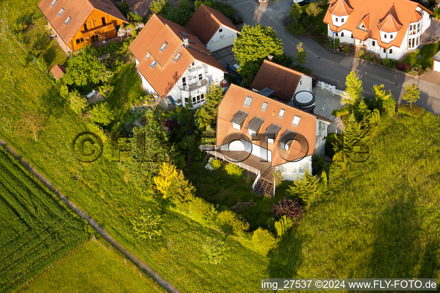 Vue aérienne de Quartier Stupferich in Karlsruhe dans le département Bade-Wurtemberg, Allemagne