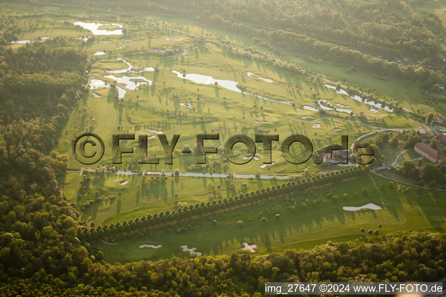 Vue aérienne de Club de golf Hofgut Scheibenhardt eV à le quartier Beiertheim-Bulach in Karlsruhe dans le département Bade-Wurtemberg, Allemagne